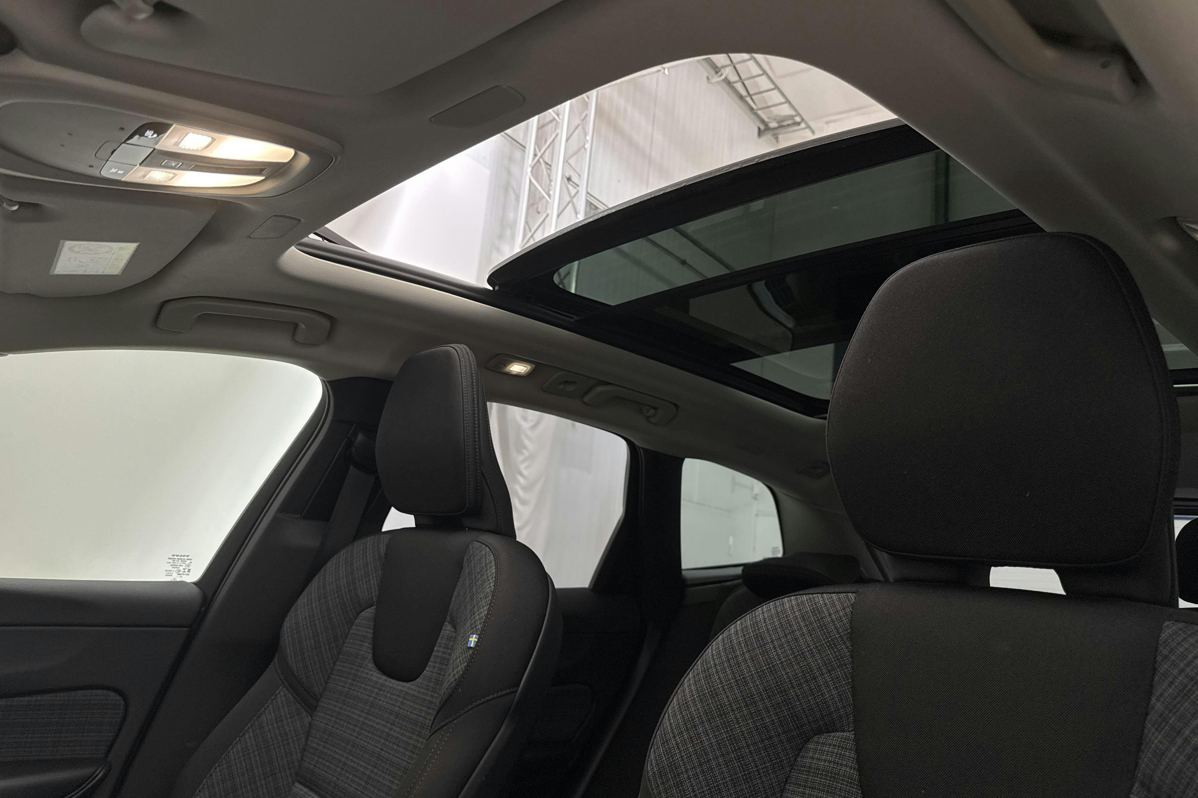Volvo XC60 T6 AWD Recharge (340hk) - 6 273 mil - Automat - Dark Grey - 2022