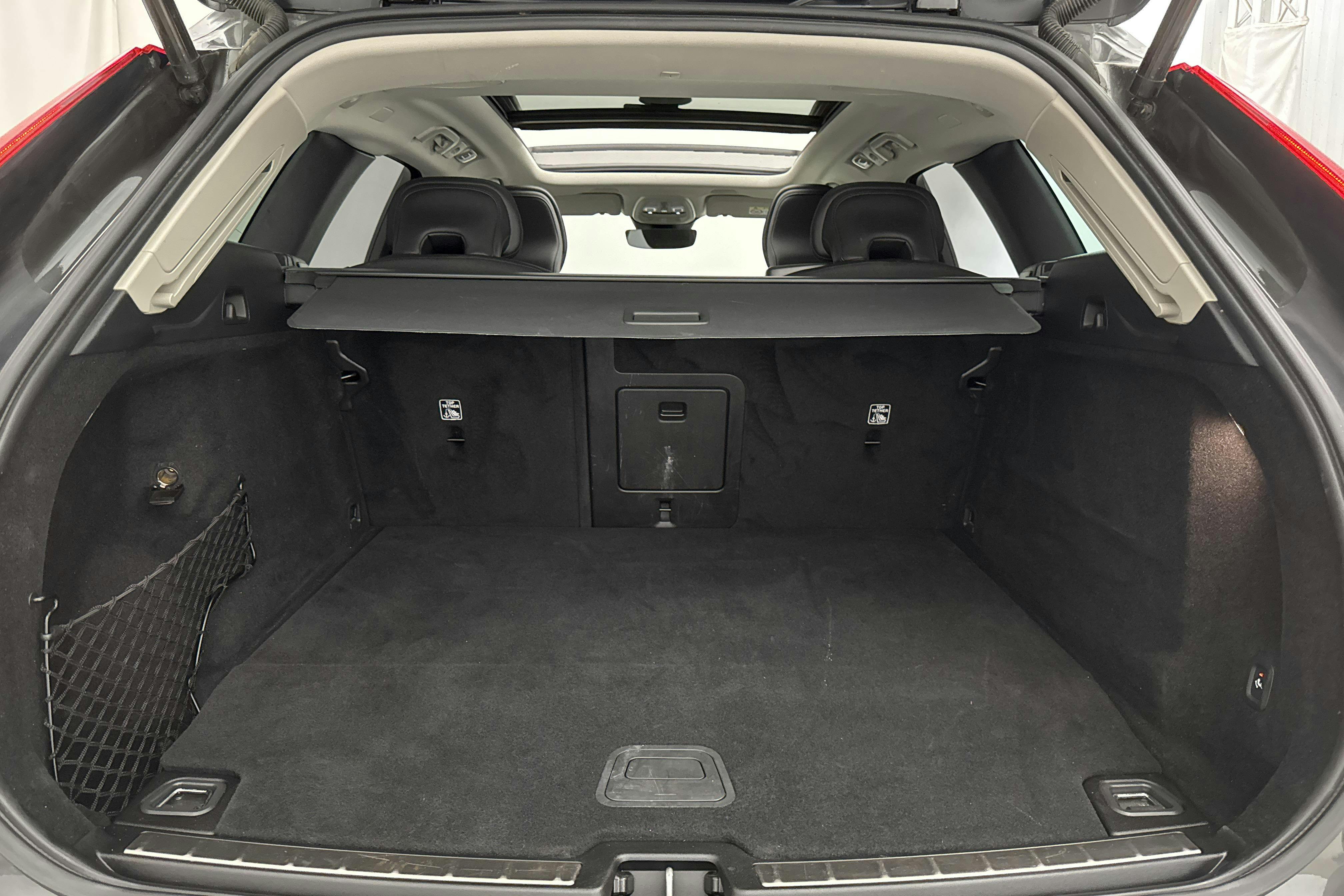 Volvo XC60 T6 AWD Recharge (340hk) - 6 273 mil - Automat - Dark Grey - 2022