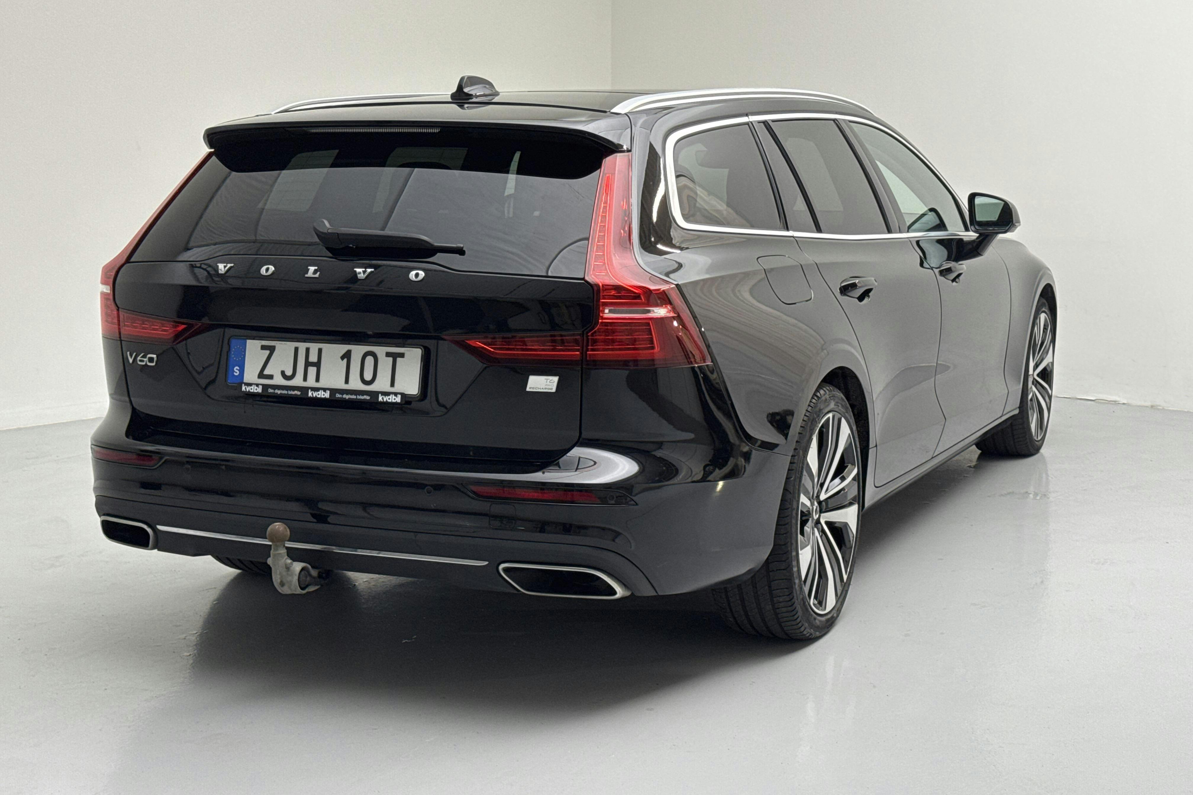 Volvo V60 T6 AWD Twin Engine (340hk) - 91 460 km - Automatic - black - 2021