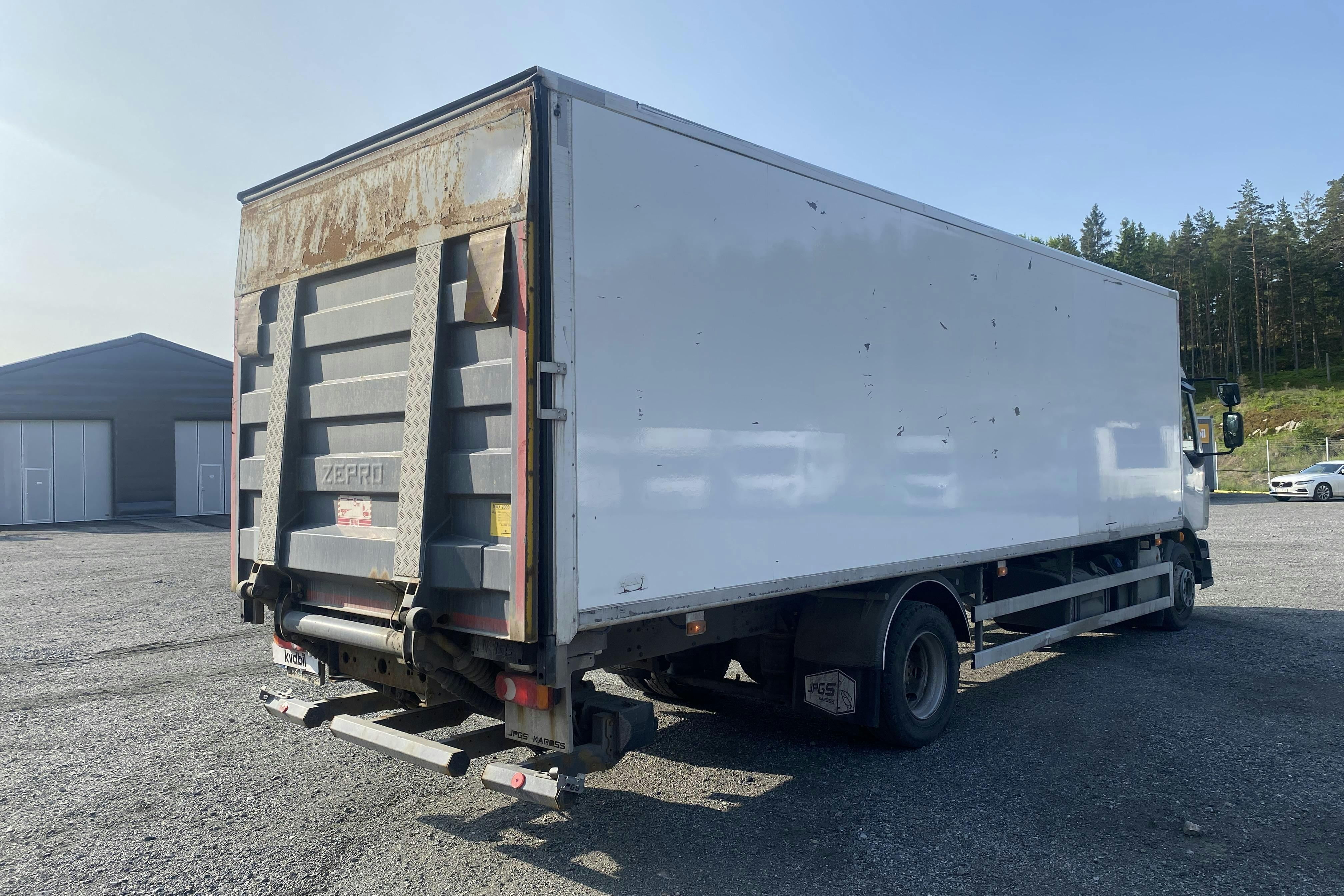 VOLVO FL250 - 293 214 km - Automatic - white - 2017