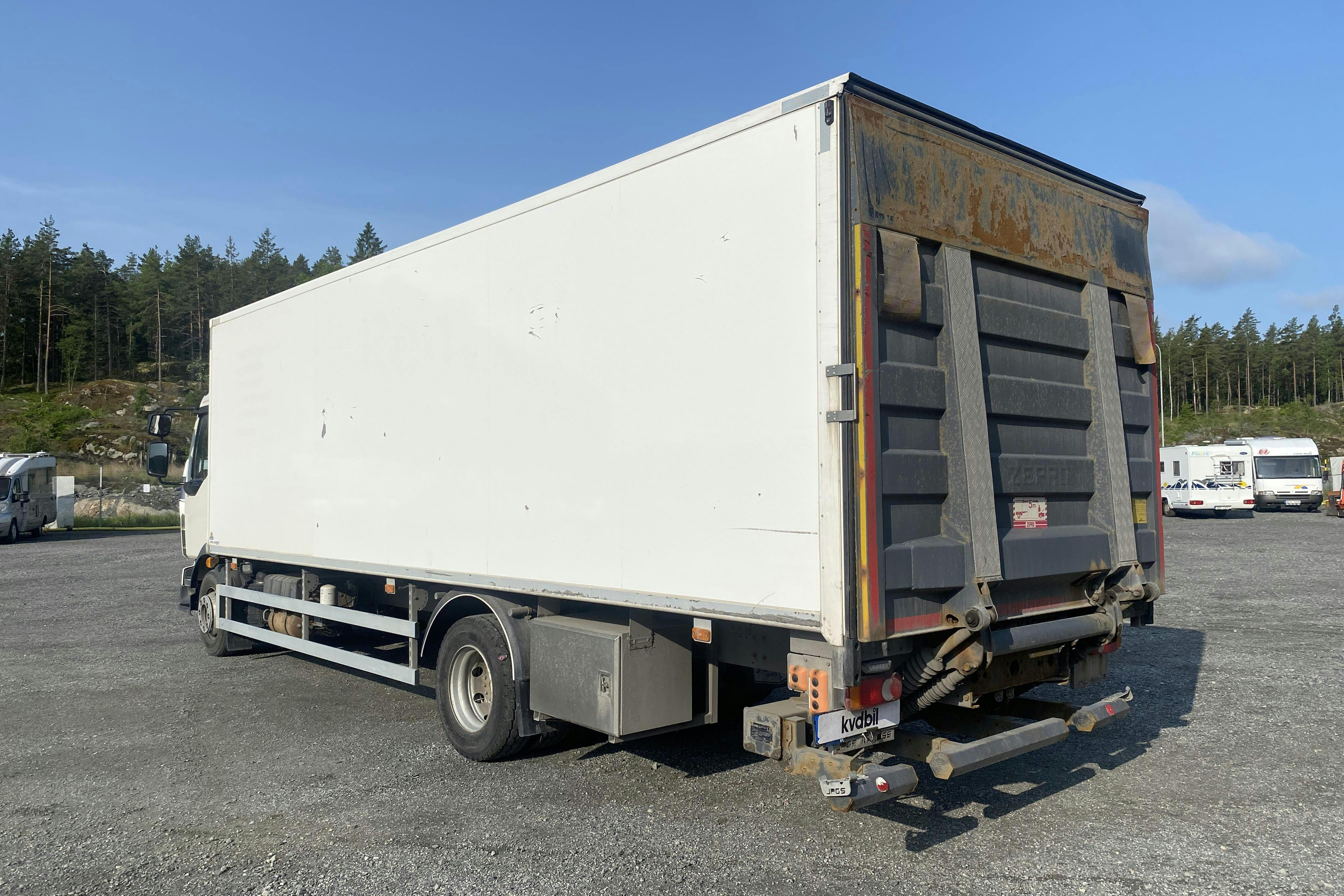 VOLVO FL250 - 293 214 km - Automatic - white - 2017
