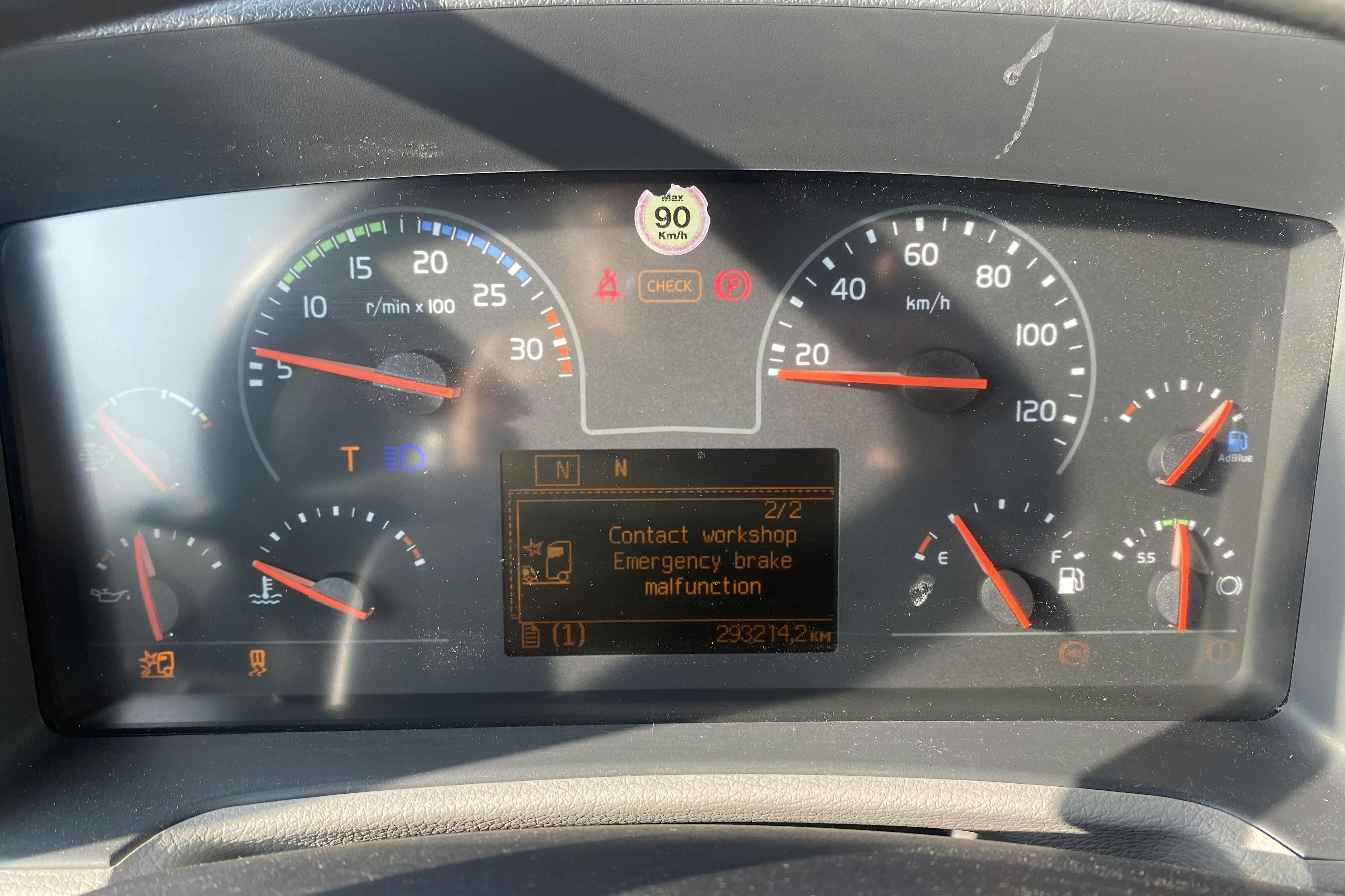 VOLVO FL250 - 293 214 km - Automatic - white - 2017