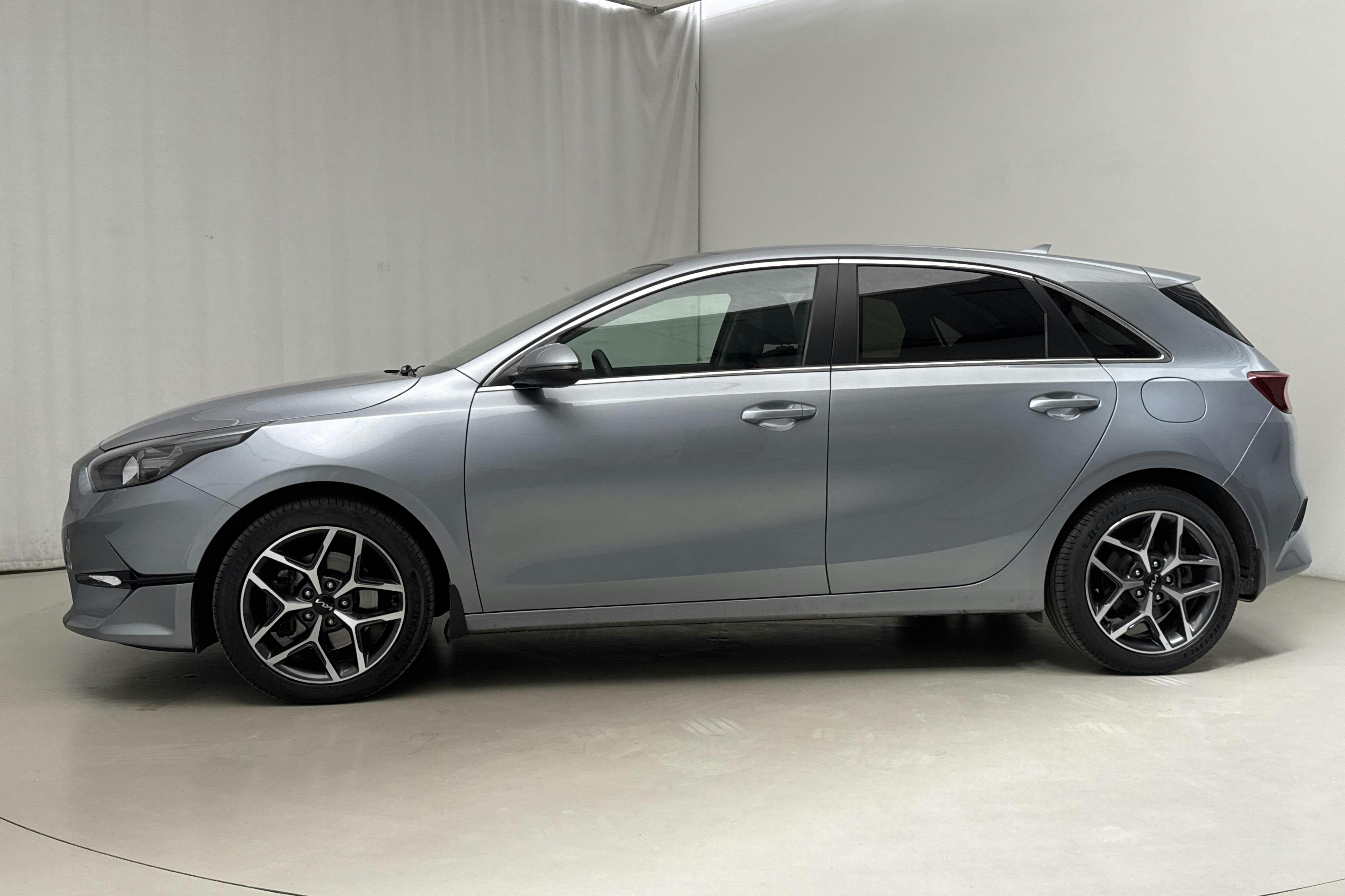 KIA Ceed 1.0 T-GDi 5dr (160hk) - 2 080 mil - Automat - grå - 2022