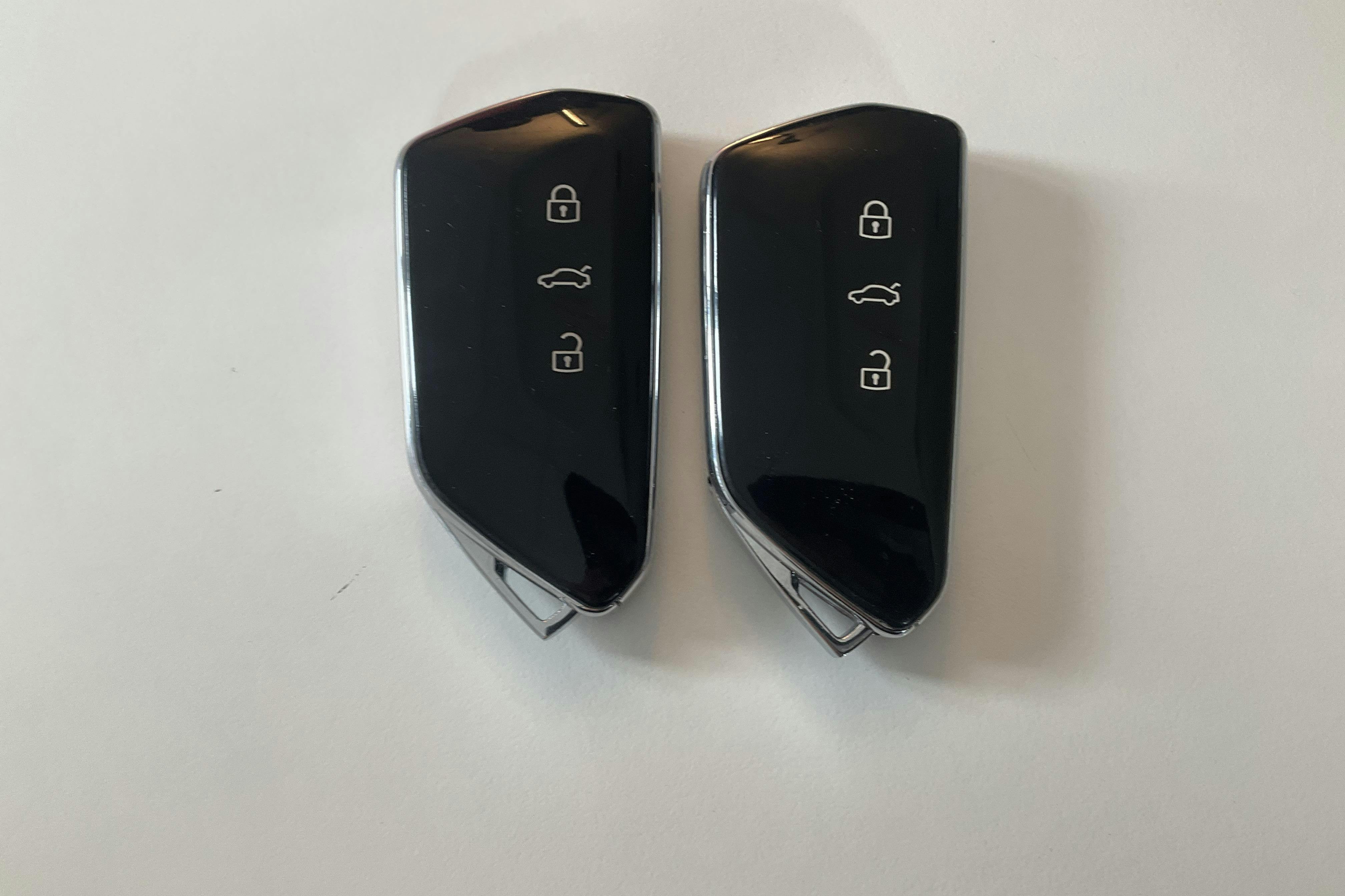 VW ID.4 GTX 77kWh AWD (299hk) - 4 956 mil - Automat - vit - 2023