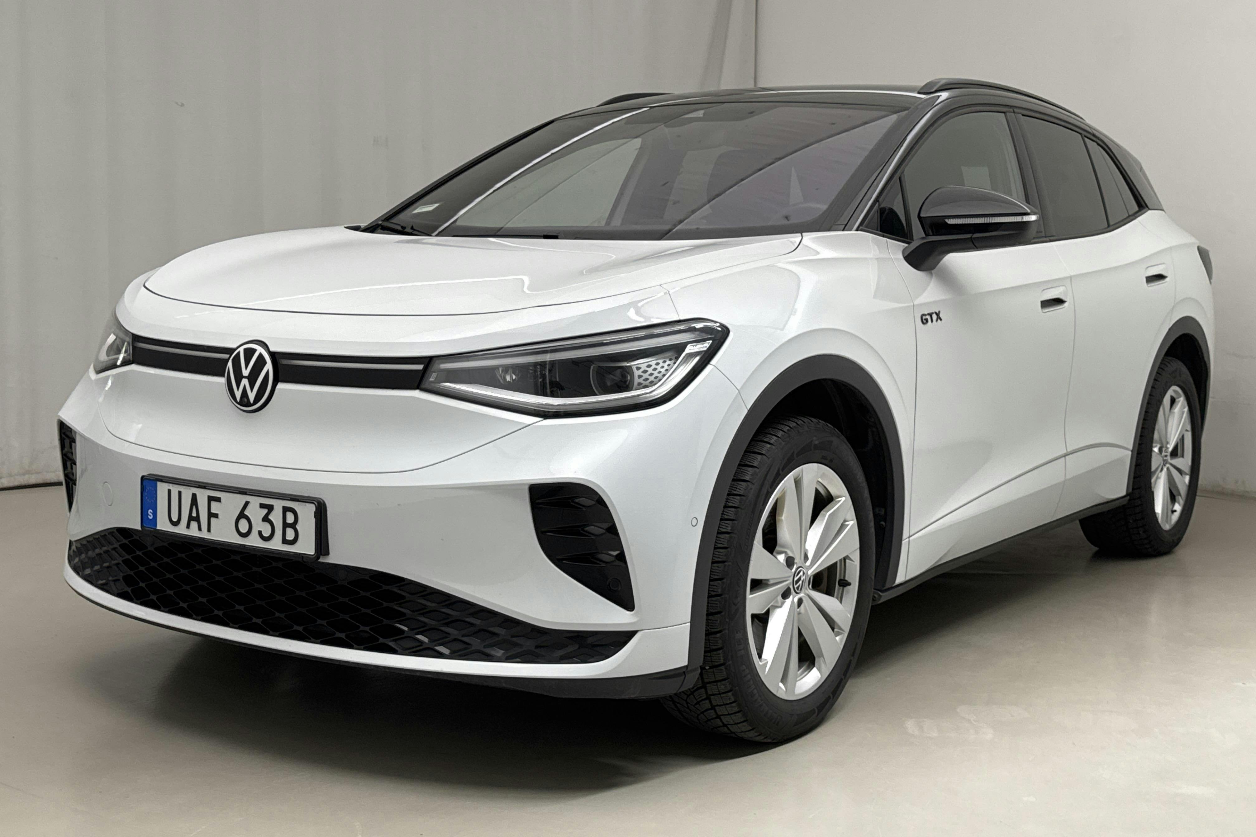 VW ID.4 GTX 77kWh AWD (299hk) - 4 956 mil - Automat - vit - 2023