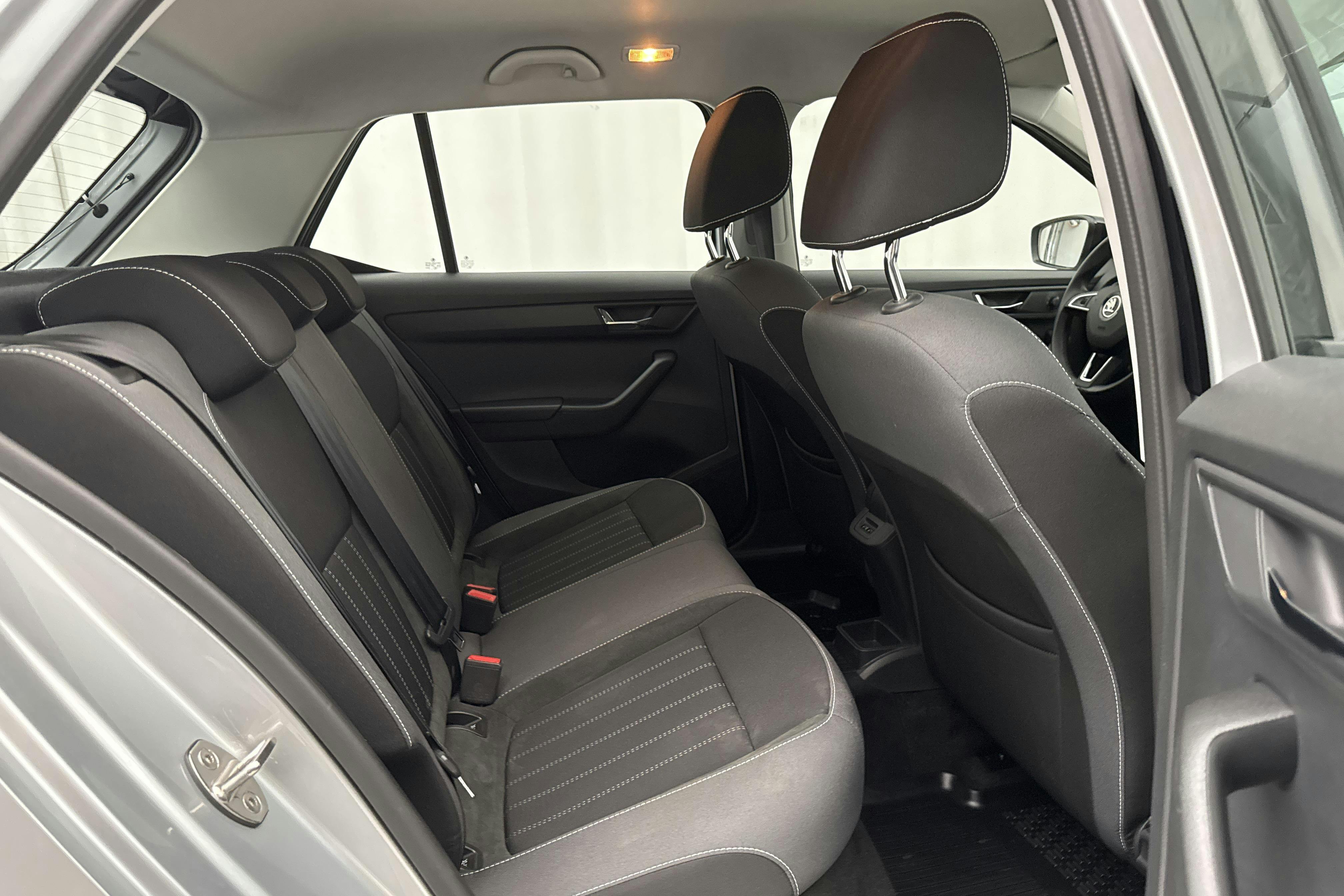 Skoda Fabia 1.0 TSI 5dr (95hk) - 3 406 mil - Manuell - silver - 2020