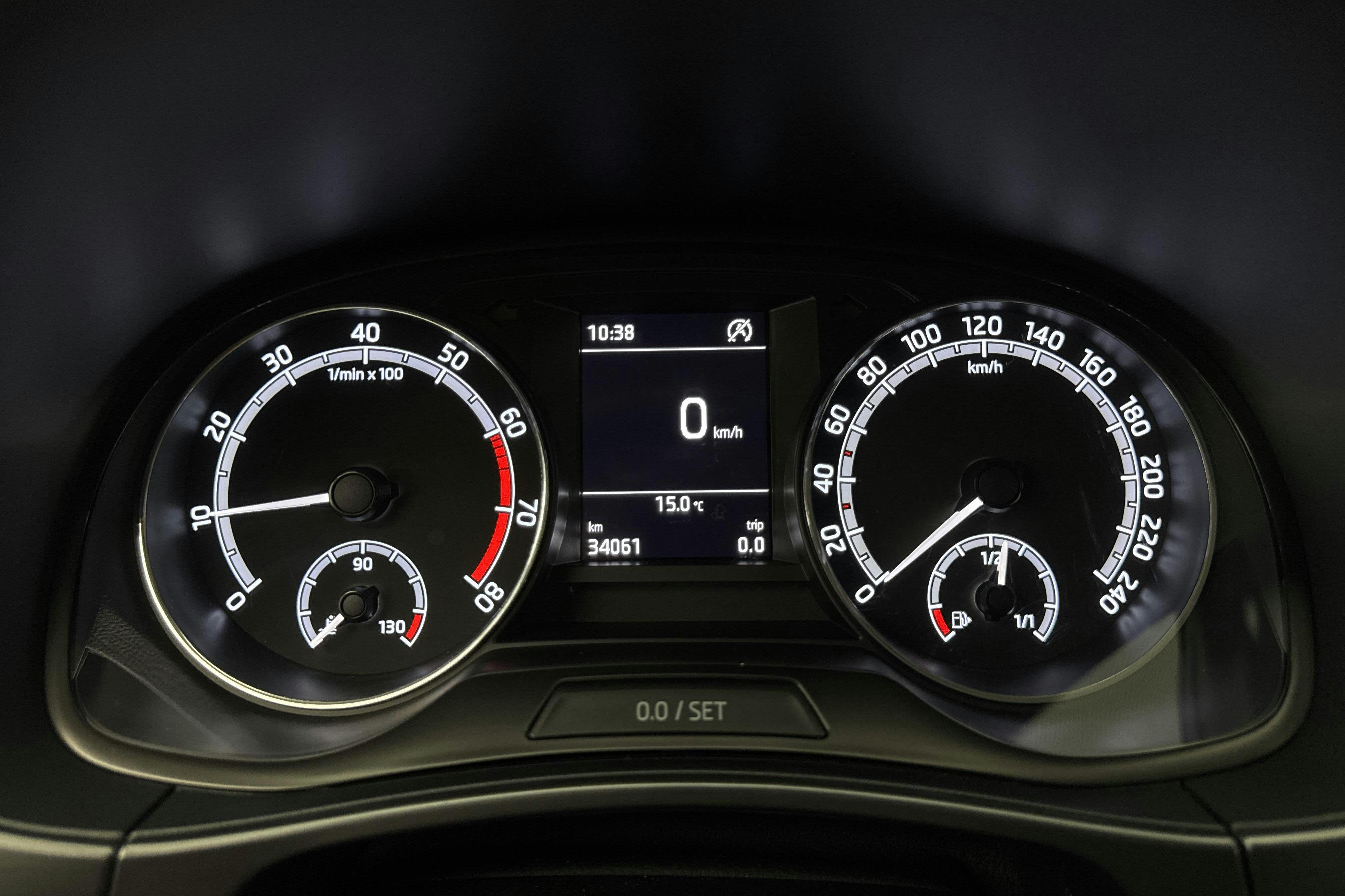 Skoda Fabia 1.0 TSI 5dr (95hk) - 3 406 mil - Manuell - silver - 2020