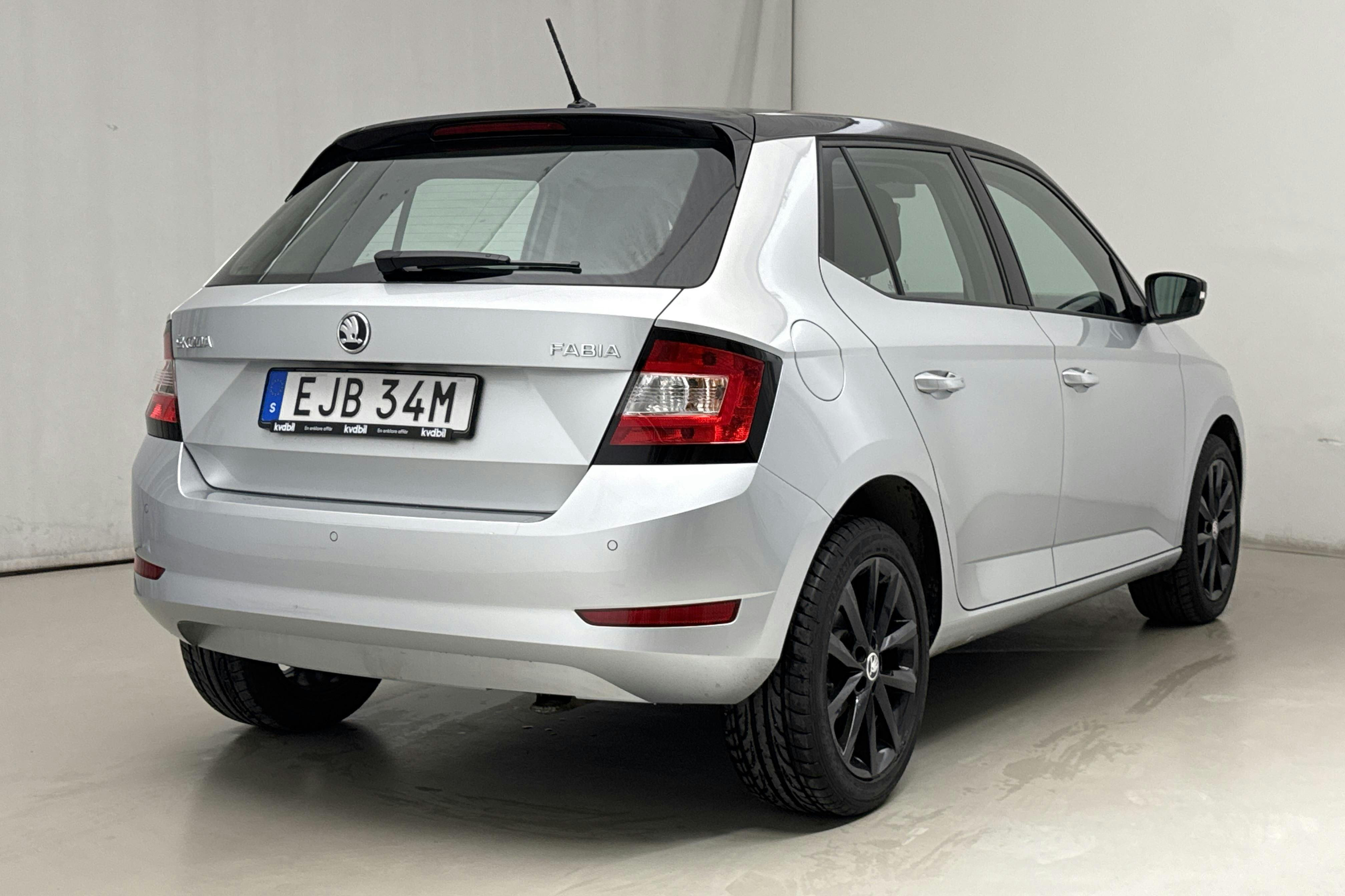 Skoda Fabia 1.0 TSI 5dr (95hk) - 3 406 mil - Manuell - silver - 2020
