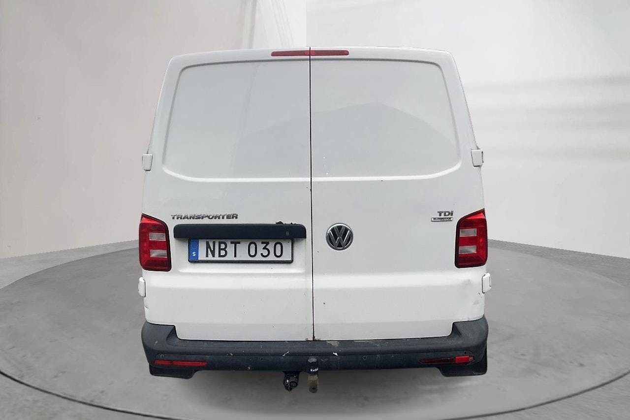 VW Transporter T6 2.0 TDI BMT Skåp (102hk) - 266 540 km - Käsitsi - valge - 2016