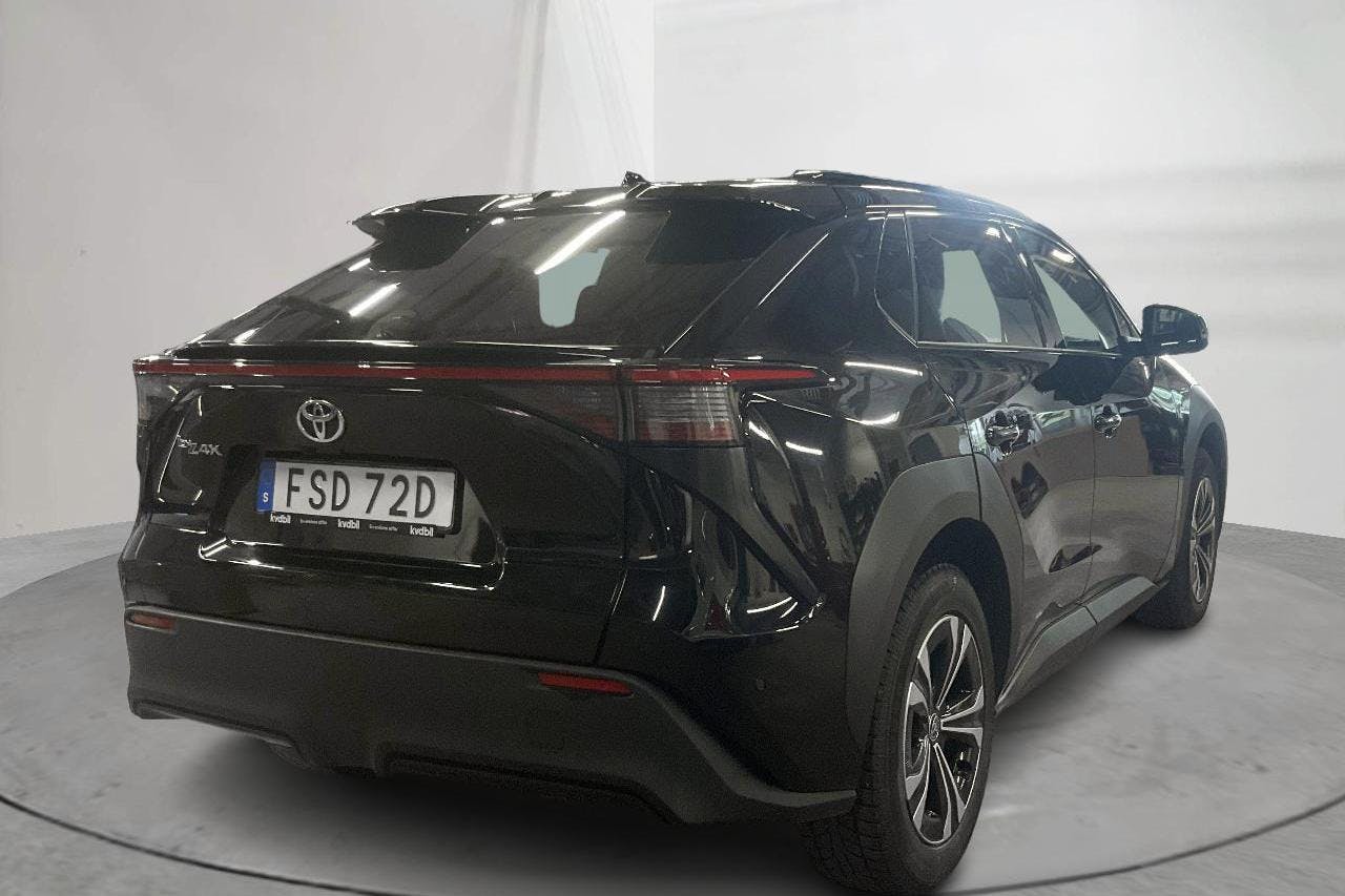 Toyota bZ4X (204hk) - 118 260 km - Automatic - black - 2023