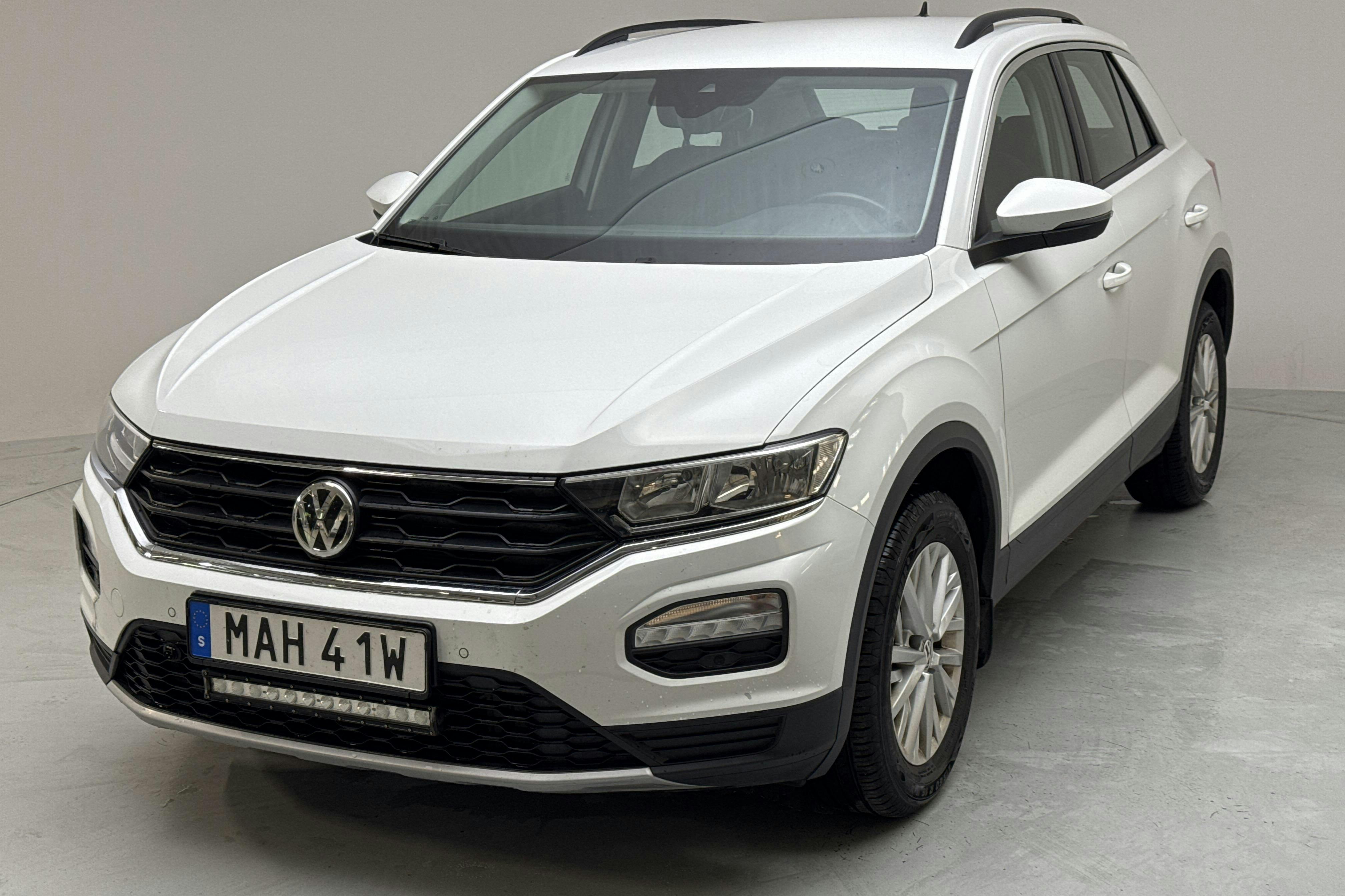 VW T-Roc 2.0 TDI 4MOTION (150hk) - 14 570 mil - Automat - vit - 2020