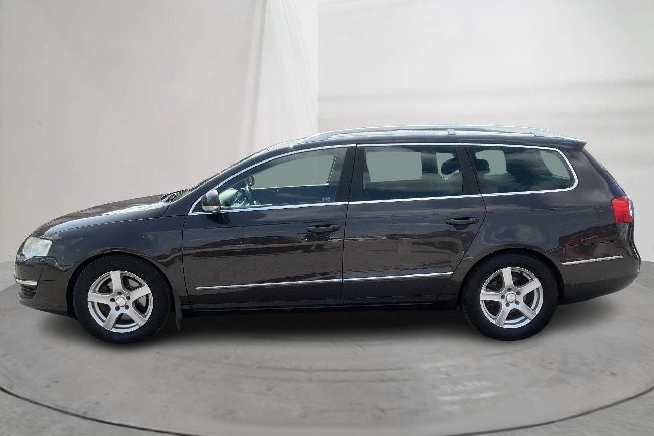 VW Passat 2.0 TFSI Variant (200hk) - 20 363 mil - Automat - Dark Brown - 2007