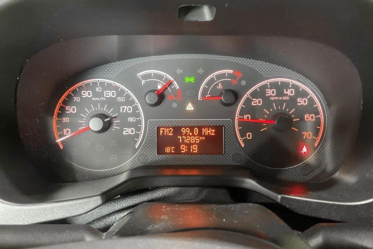 Fiat Fiorino Cargo 1.3 MJT (95hk) - 77 280 km - Manual - black - 2012