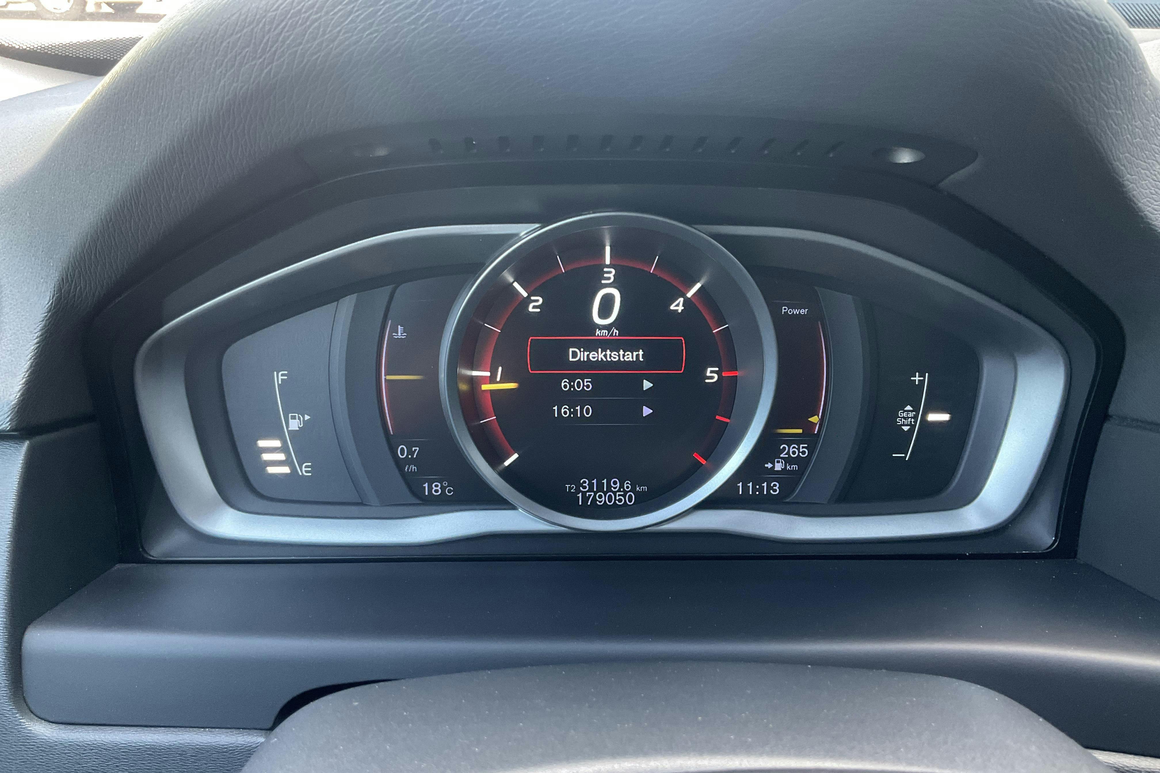 Volvo V70 II D3 (150hk) - 179 050 km - Manual - black - 2016
