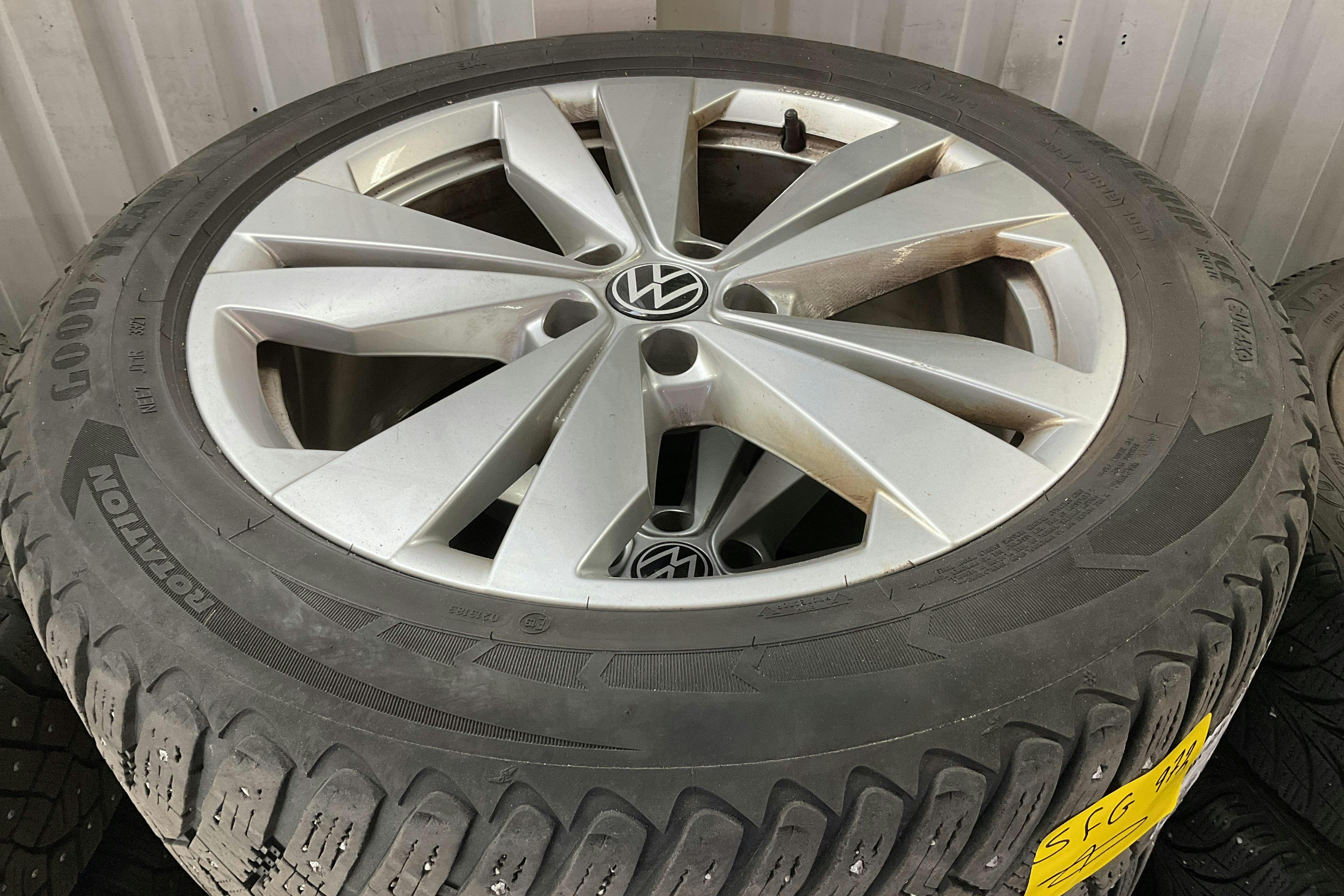 VW ID.4 77kWh (204hk) - 82 790 km - Automatic - white - 2022