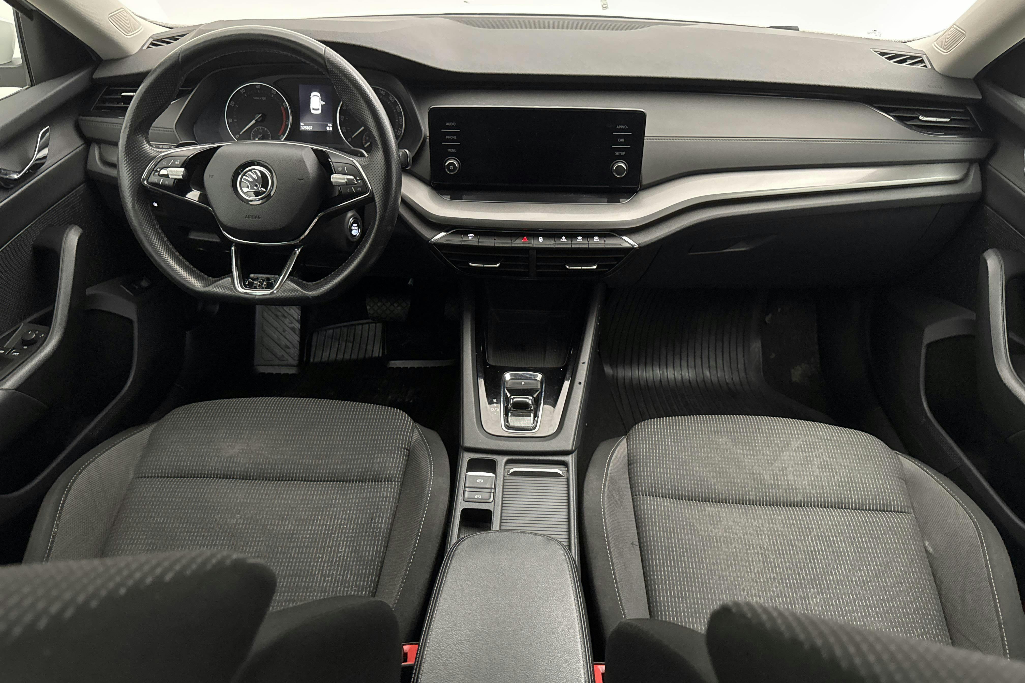 Skoda Octavia G-TEC 1.5 TSI Combi (130hk) - 125 810 km - Automatic - white - 2021