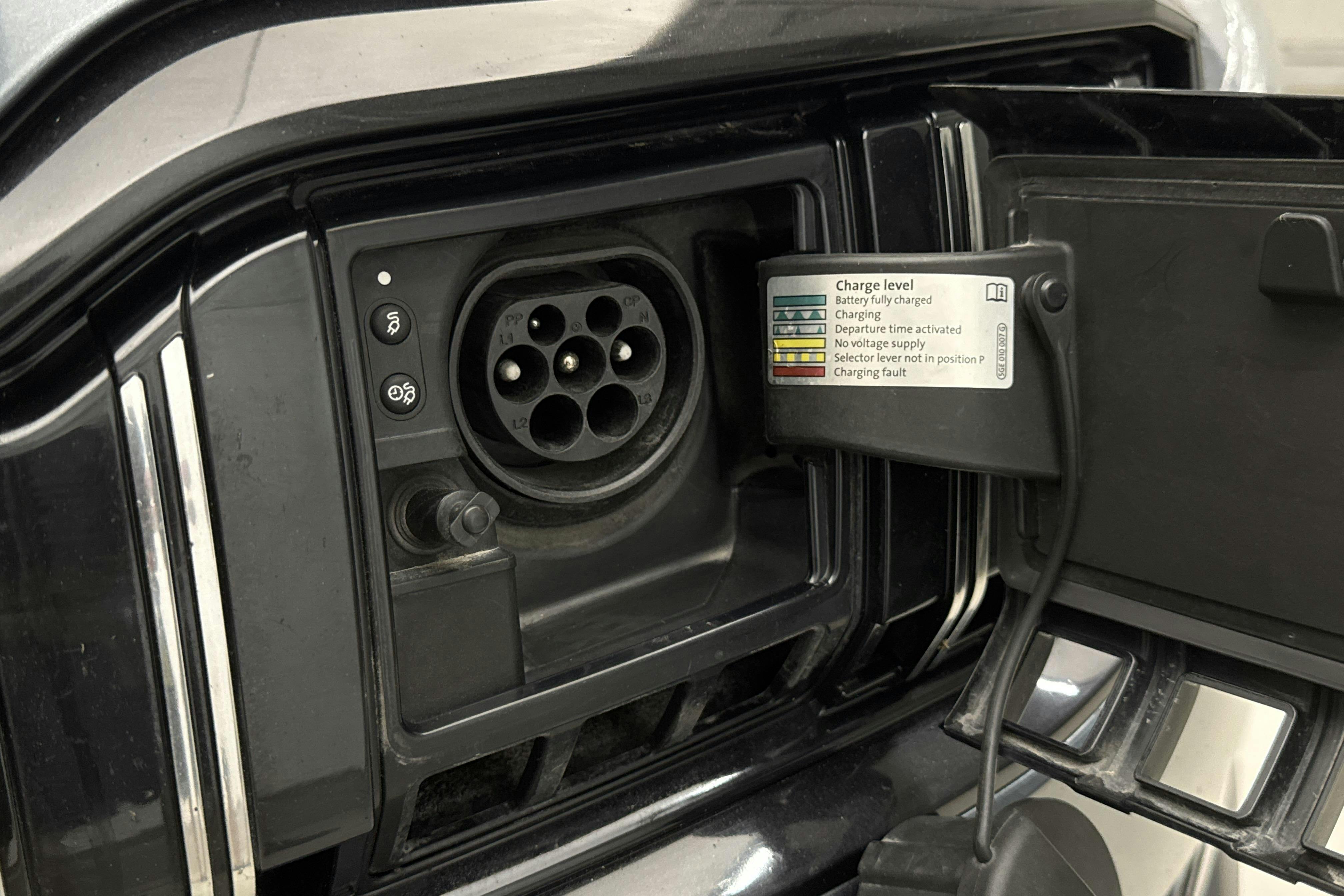 Skoda Superb 1.4 TSI PHEV Kombi (218hk) - 11 645 mil - Automat - grå - 2021