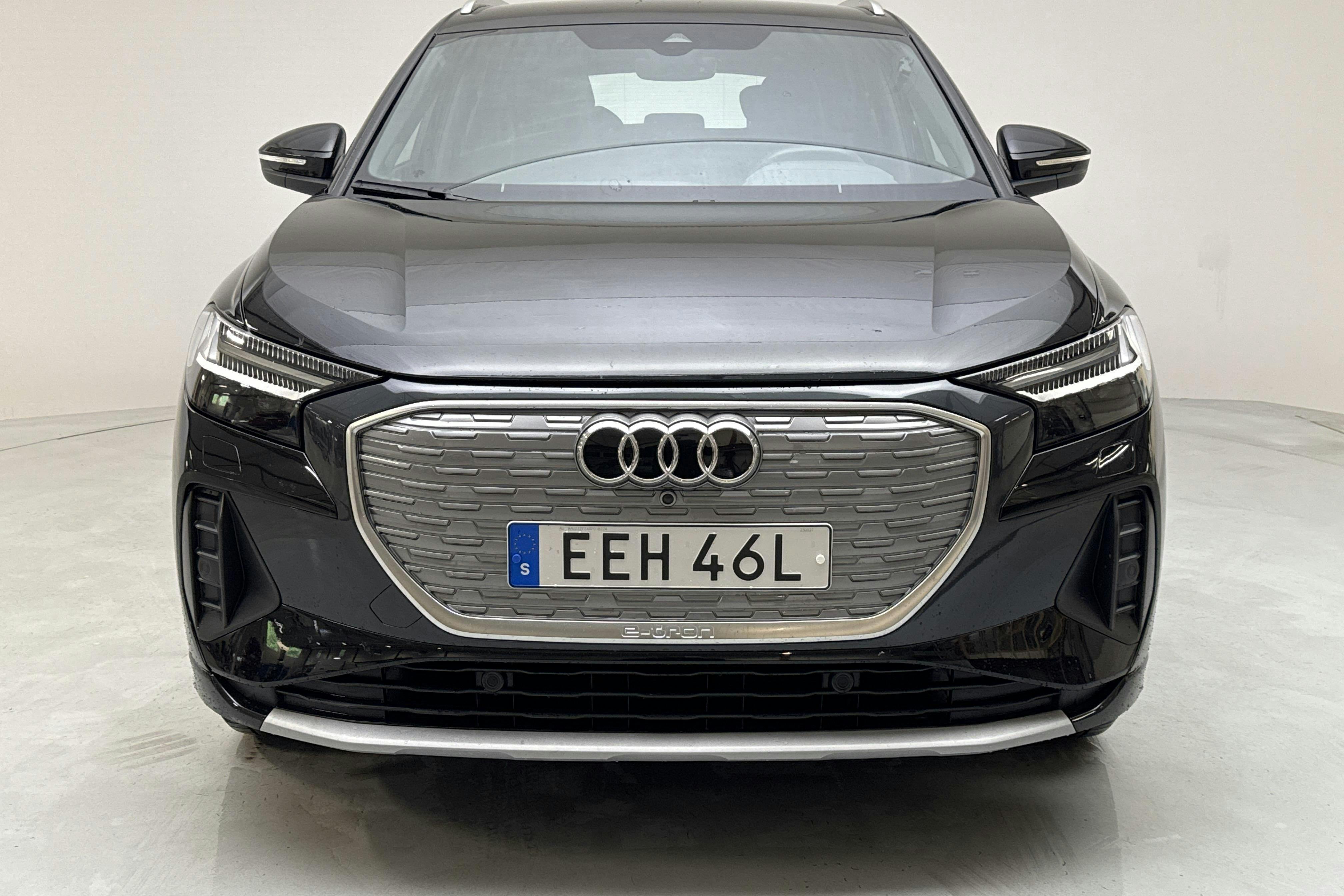 Audi Q4 40 e-tron 77 kWh (204hk) - 27 150 km - Automatic - black - 2024
