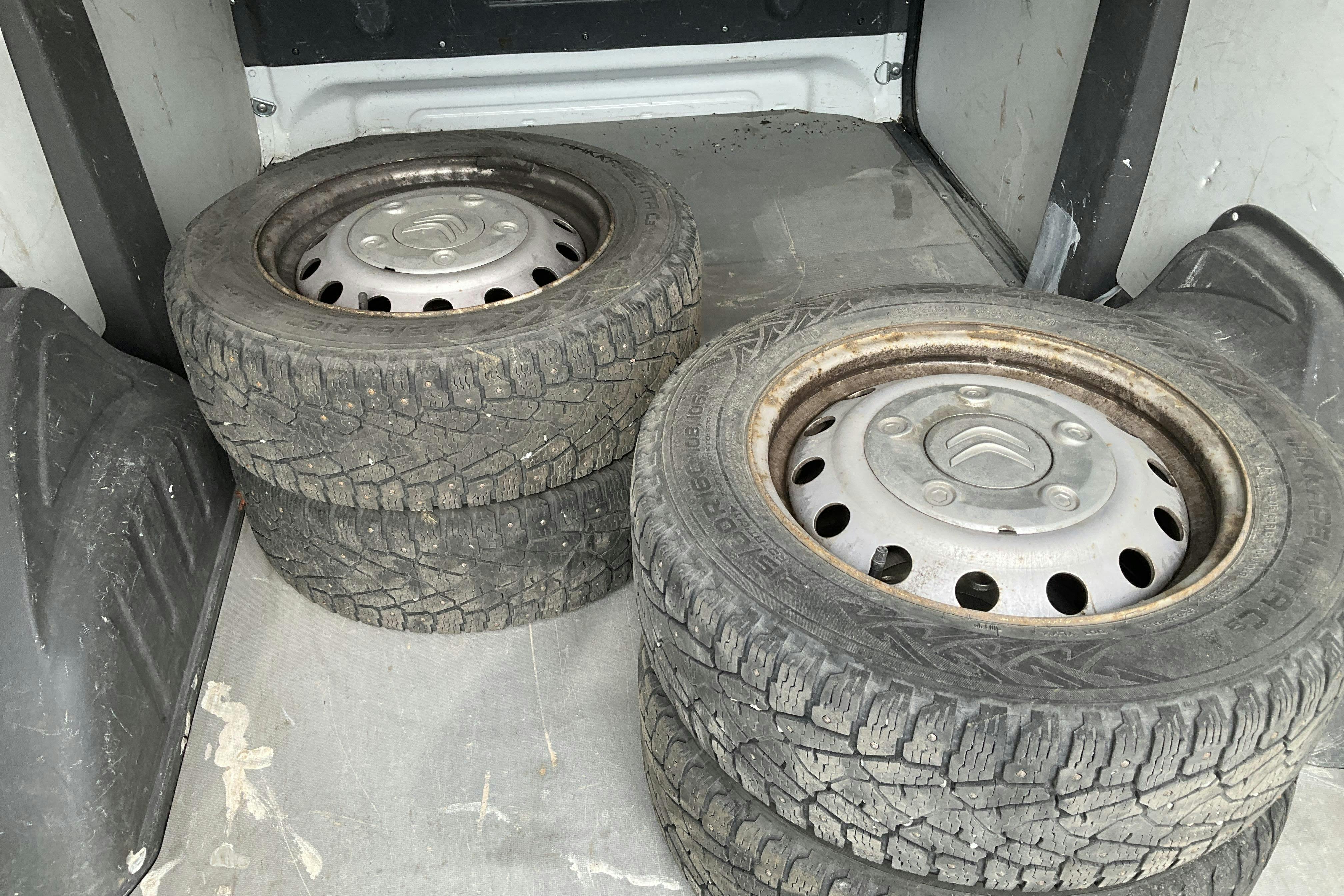 Citroën Jumpy III 2.0 HDI Skåp (163hk) - 20 369 mil - Automat - vit - 2016