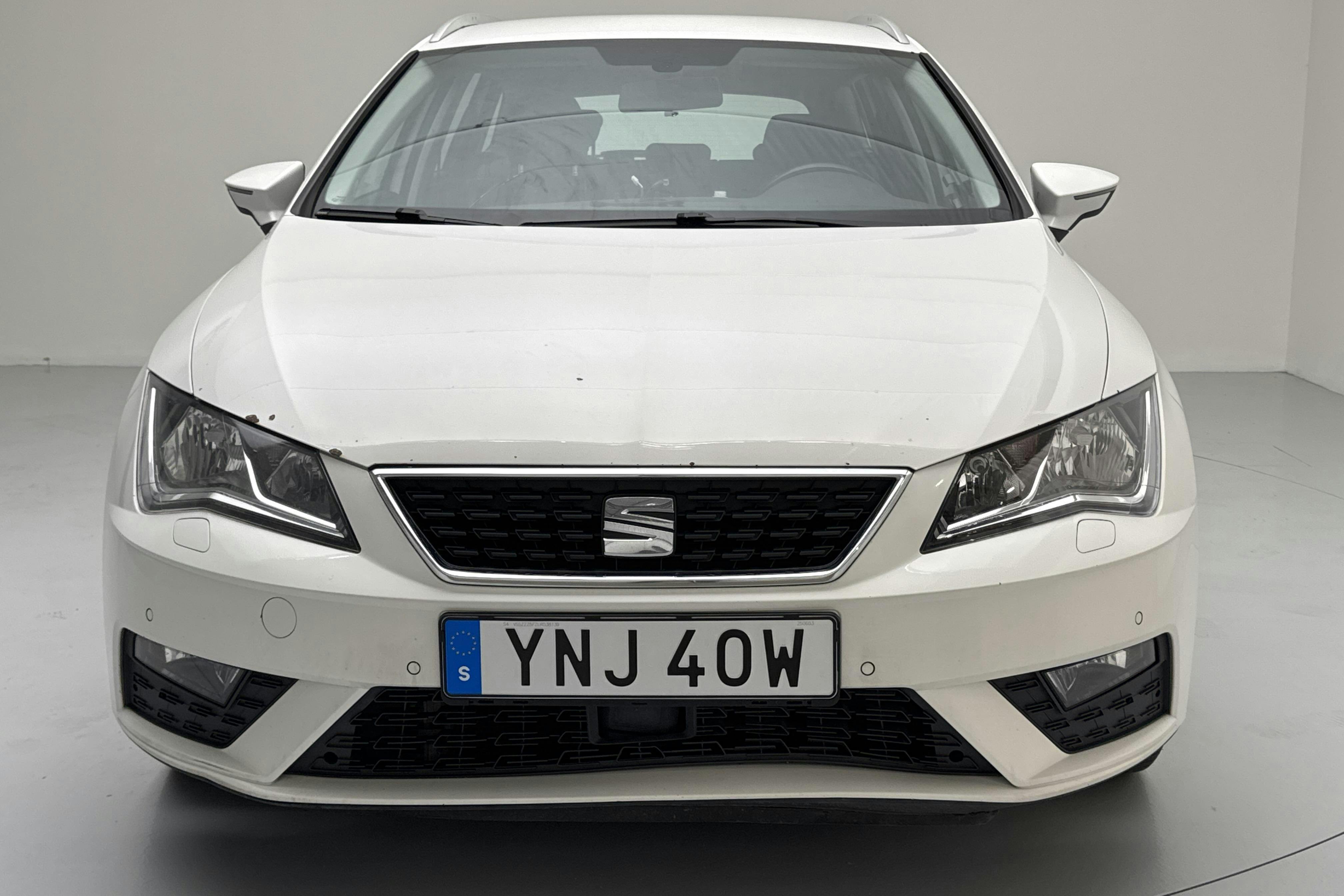 Seat Leon 1.5 TGI ST (130hk) - 356 330 km - Käsitsi - valge - 2020