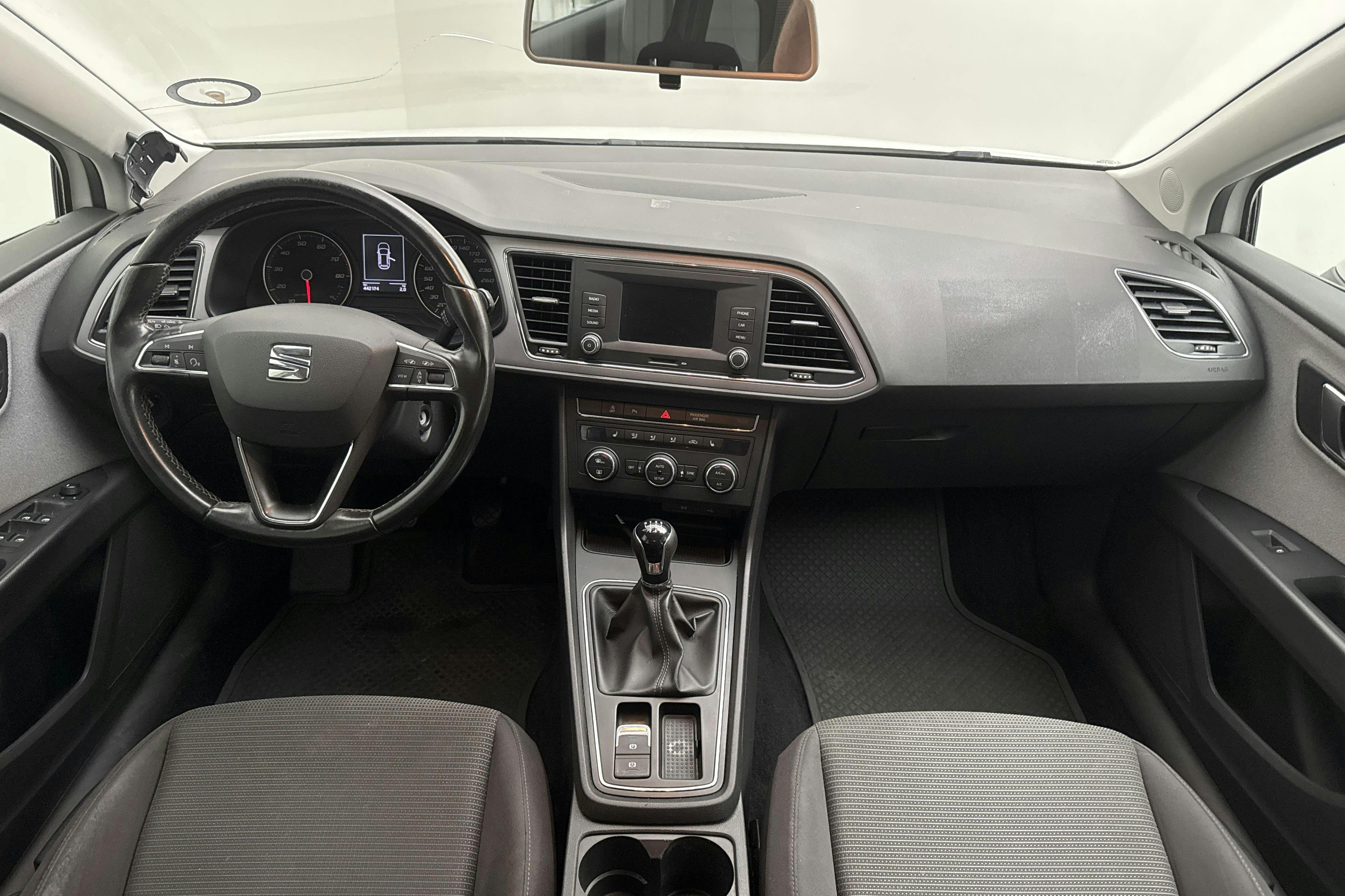 Seat Leon 1.5 TGI ST (130hk) - 442 170 km - Manual - white - 2020