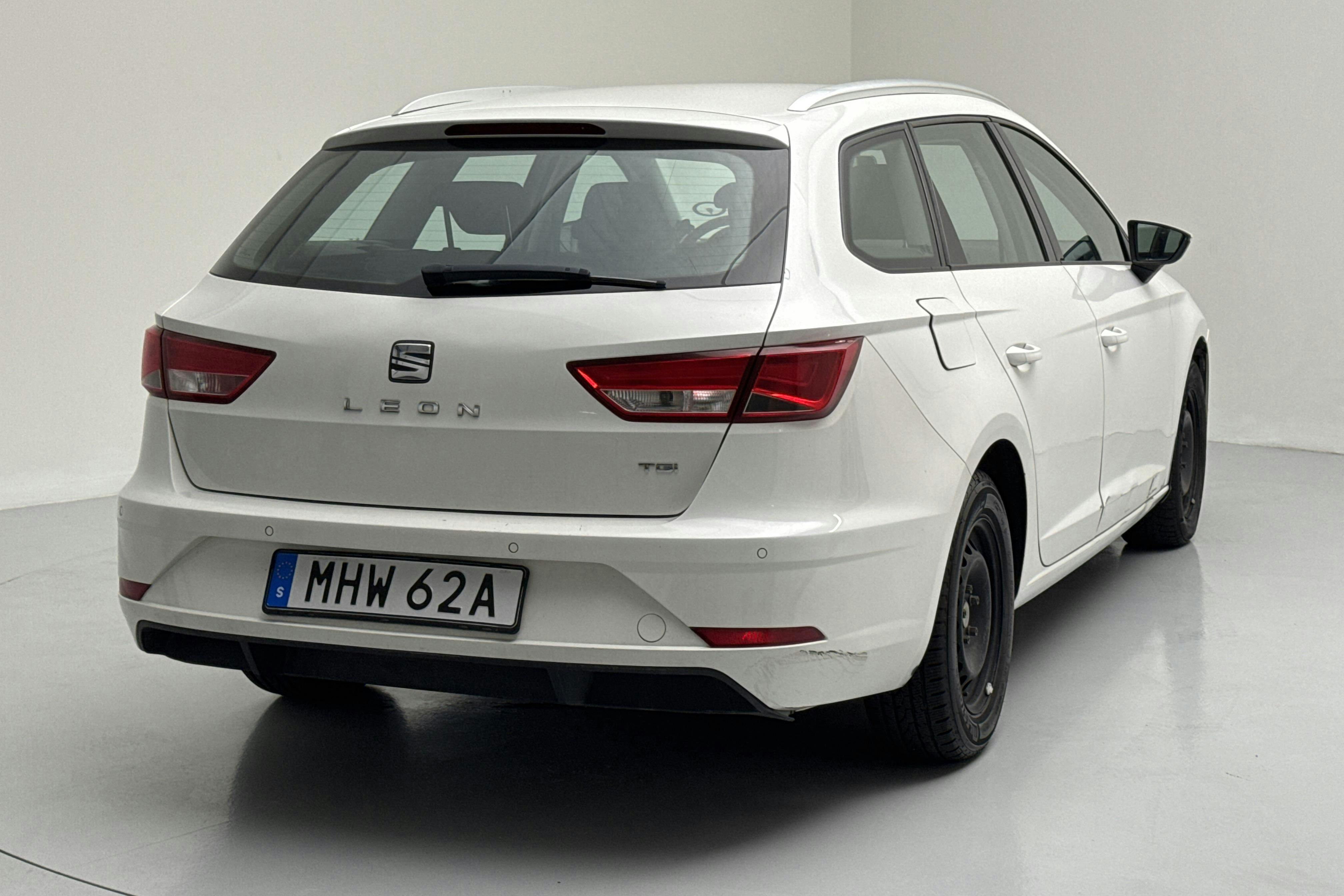 Seat Leon 1.5 TGI ST (130hk) - 442 170 km - Manual - white - 2020