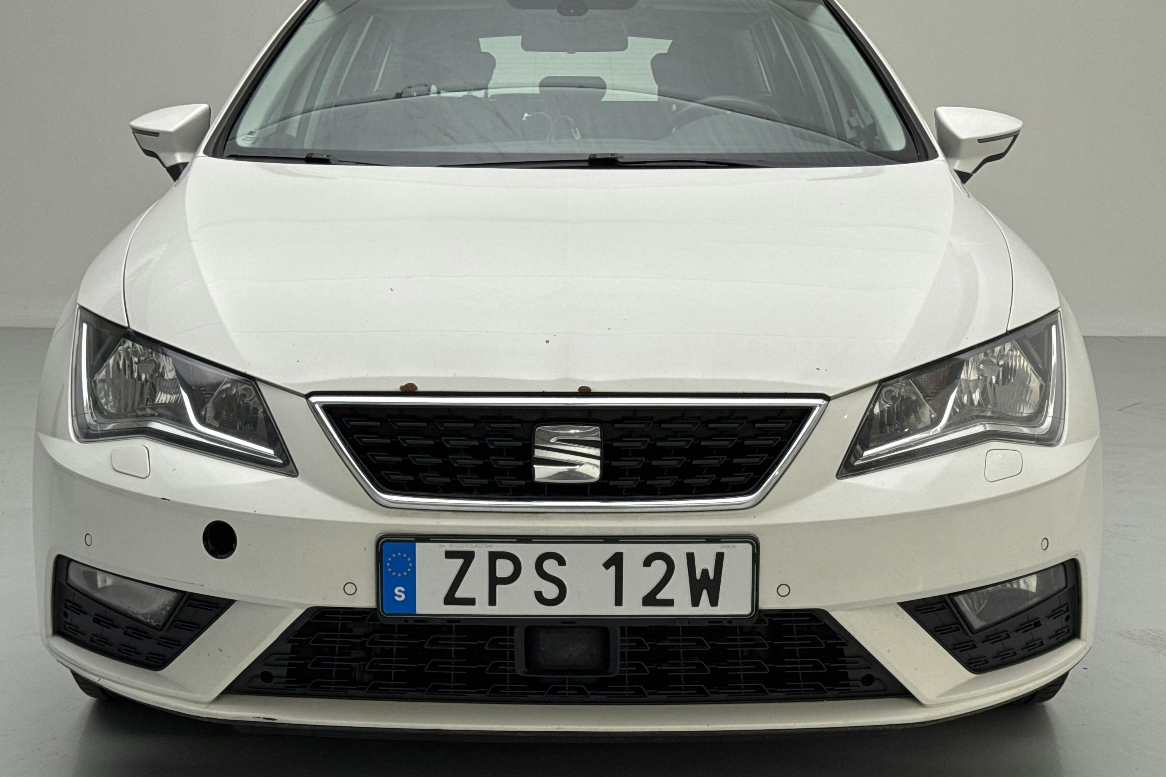 Seat Leon 1.5 TGI ST (130hk) - 418 980 km - Käsitsi - valge - 2020