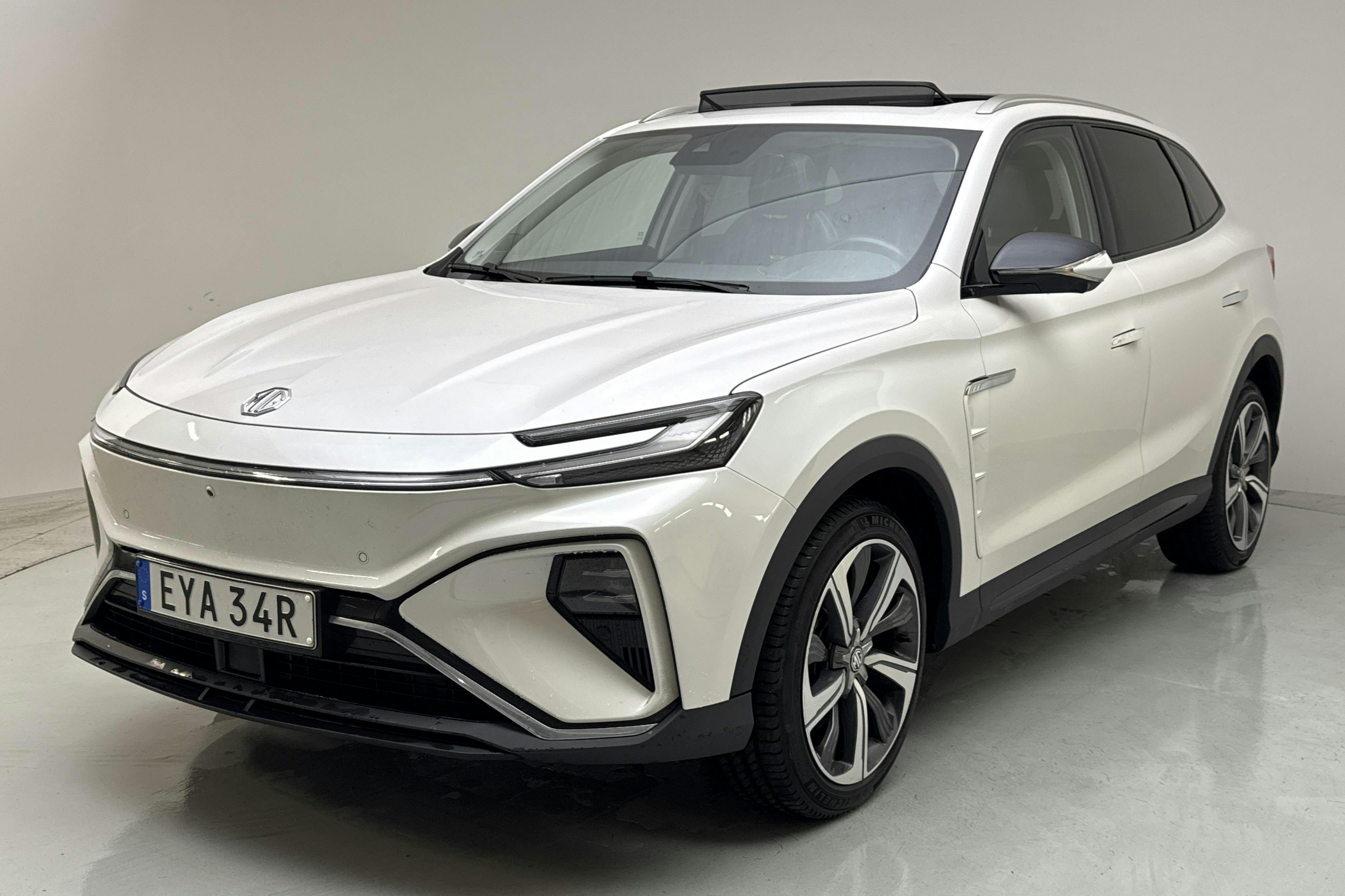 MG Marvel R (180hk) - 7 839 mil - Automat - vit - 2022