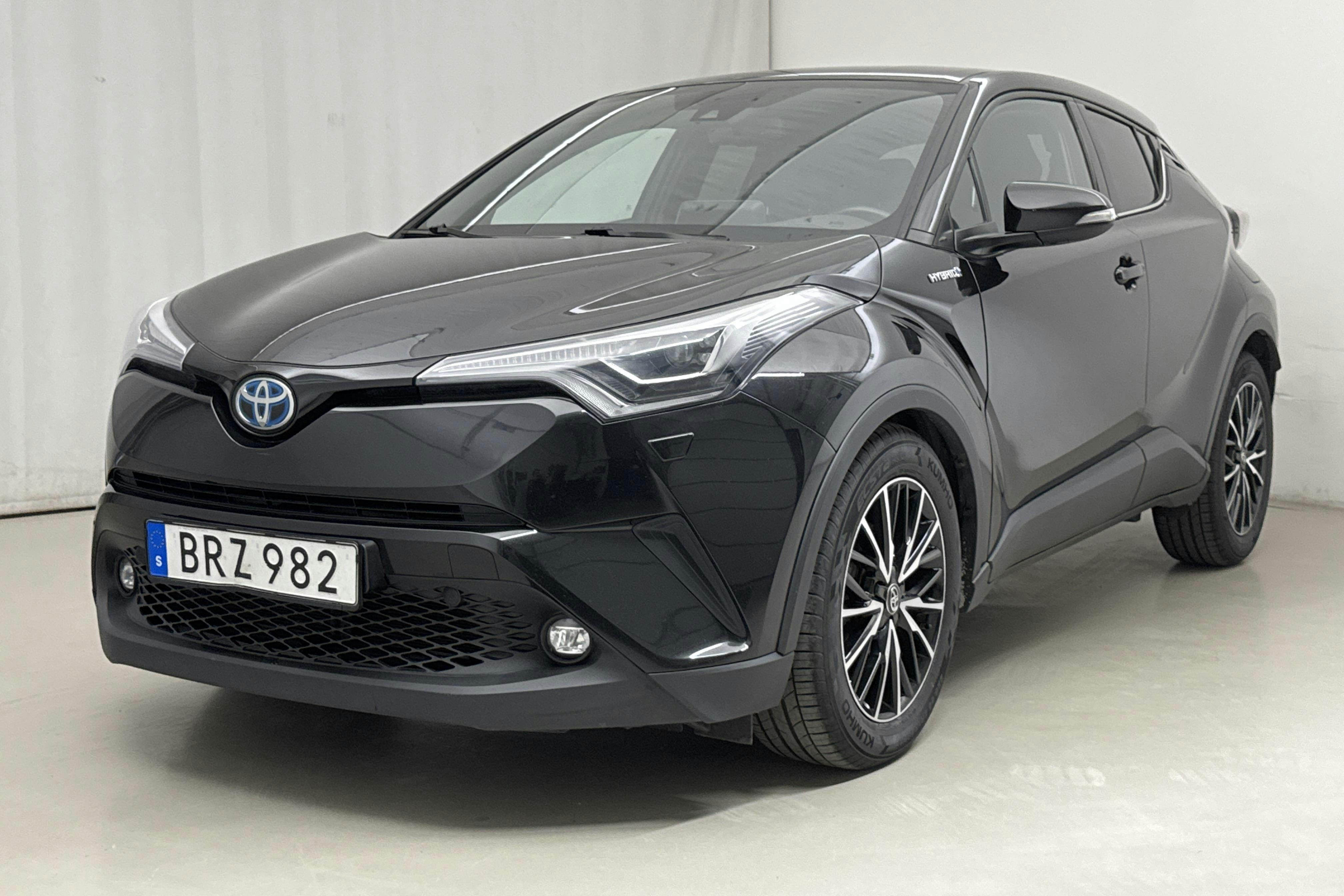 Toyota C-HR 1.8 HSD (122hk) - 13 172 mil - Automat - svart - 2018