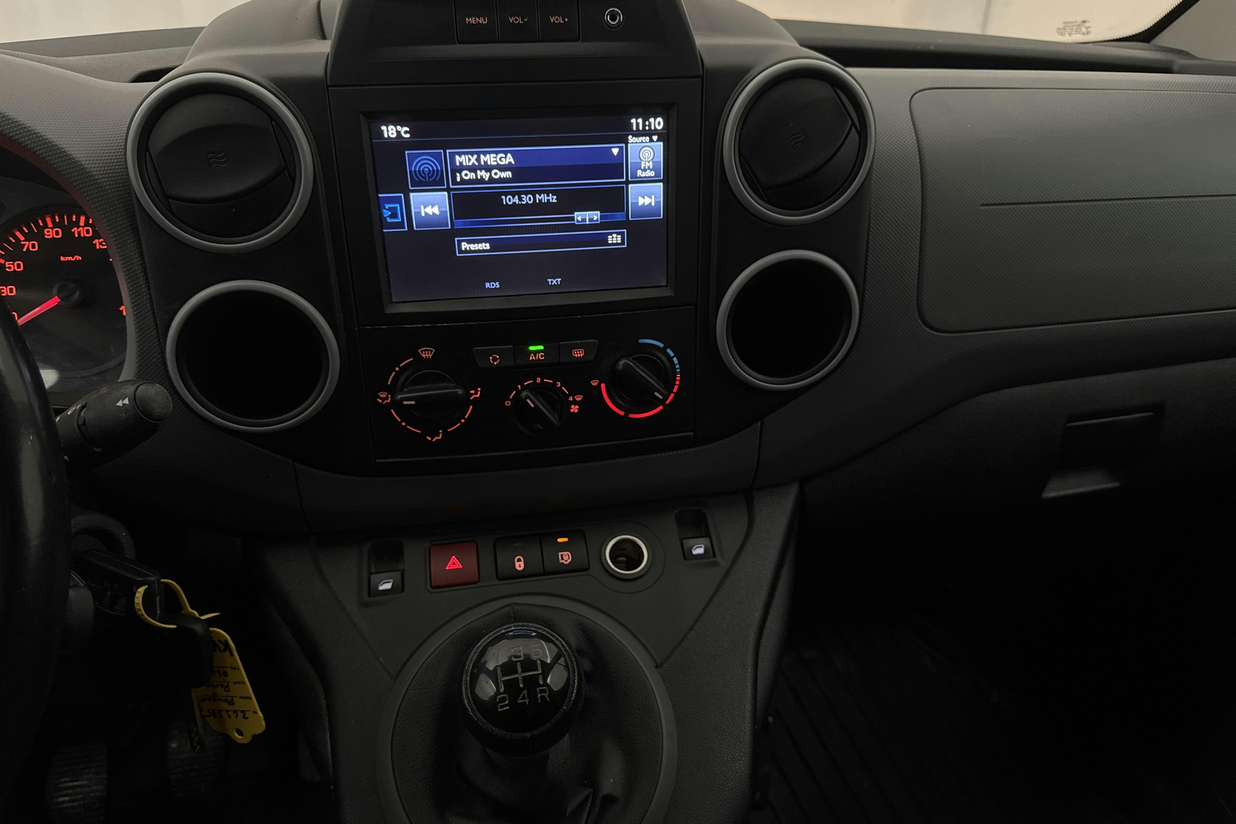 Peugeot Partner 1.6 PureTech Skåp (95hk) - 102 720 km - Manual - 2018