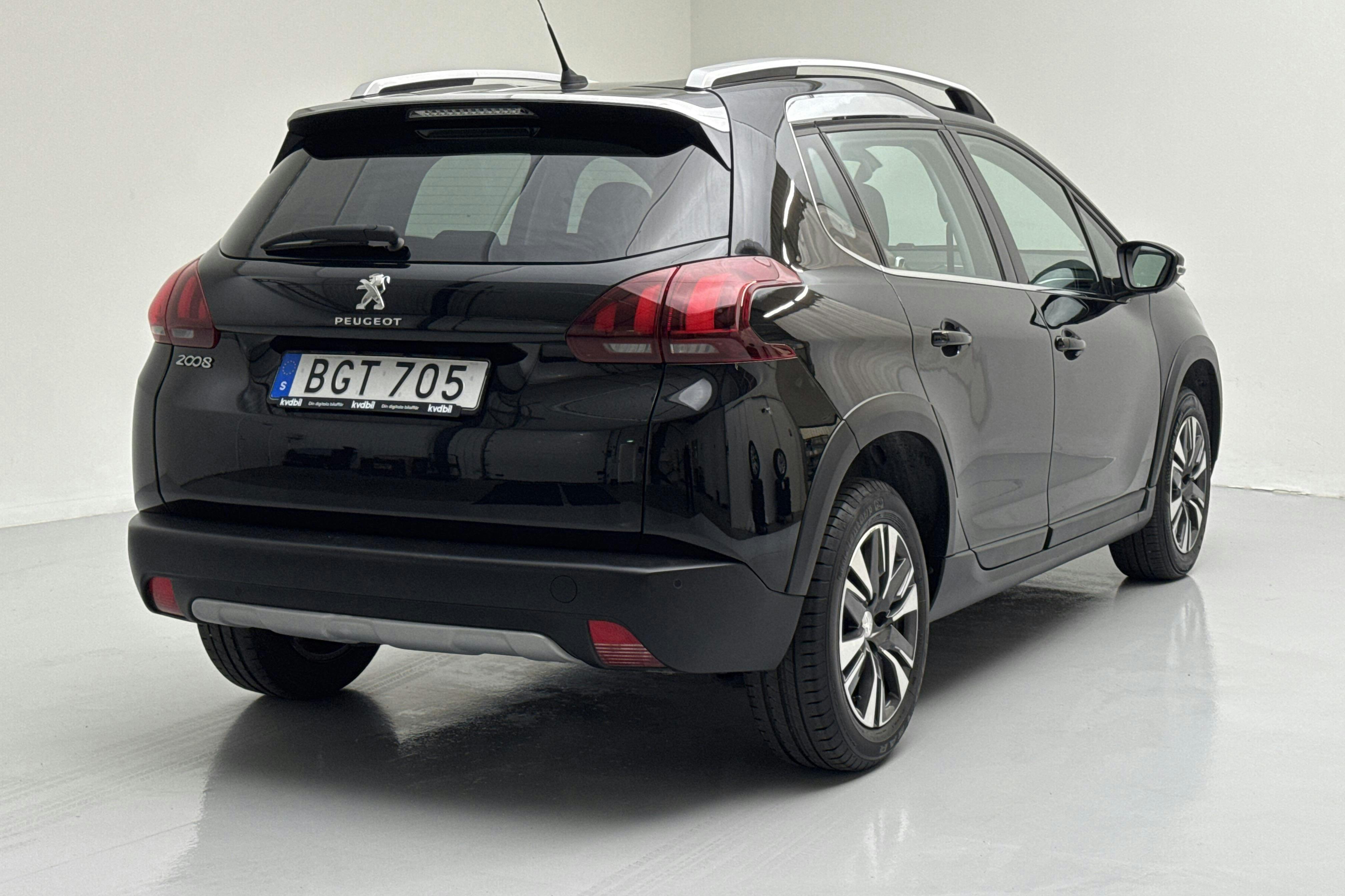 Peugeot 2008 1.2 PureTech (110hk) - 72 730 km - Automatic - 2018