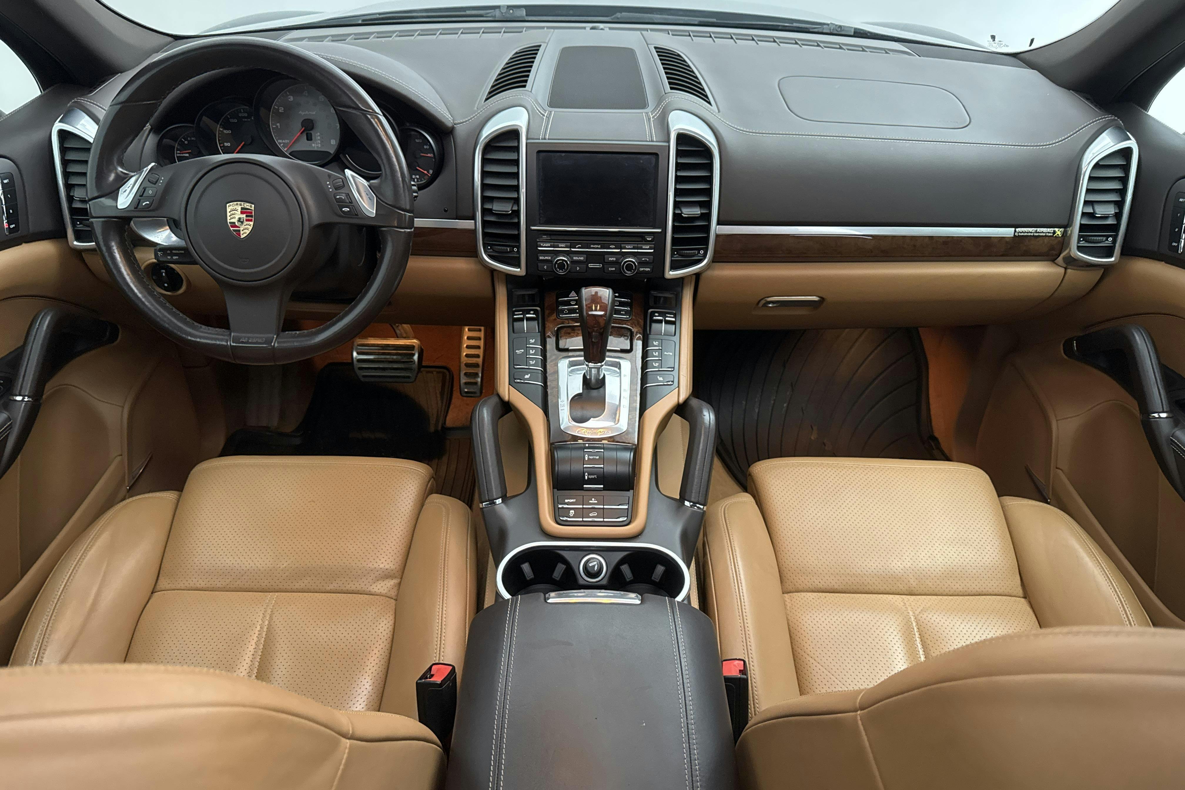 Porsche 92AH - 15 297 mil - Automat - Dark Blue - 2011