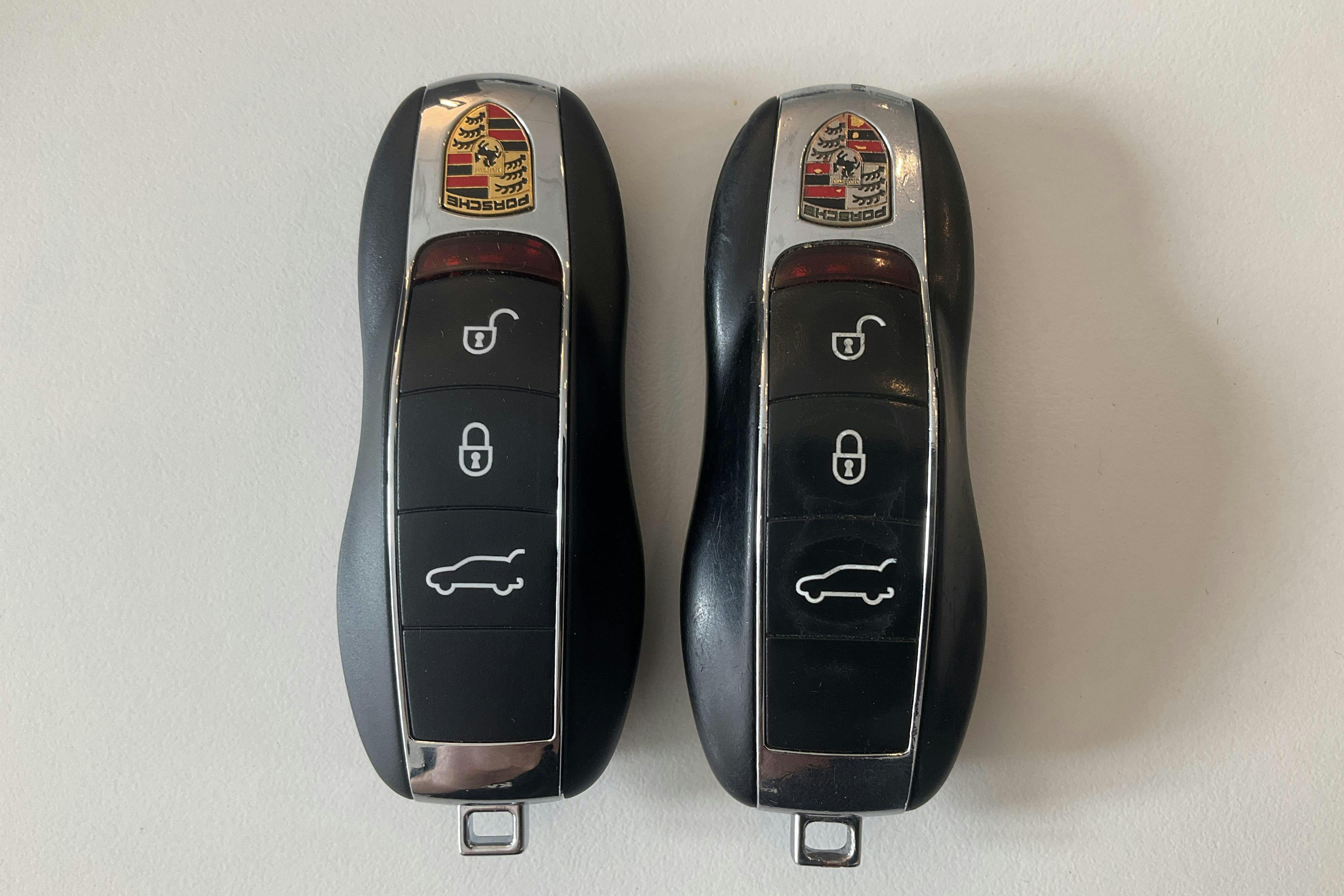 Presentationsfoto 24 av 24: Porsche 92AH - 15 297 mil - Automat - Dark Blue - 2011