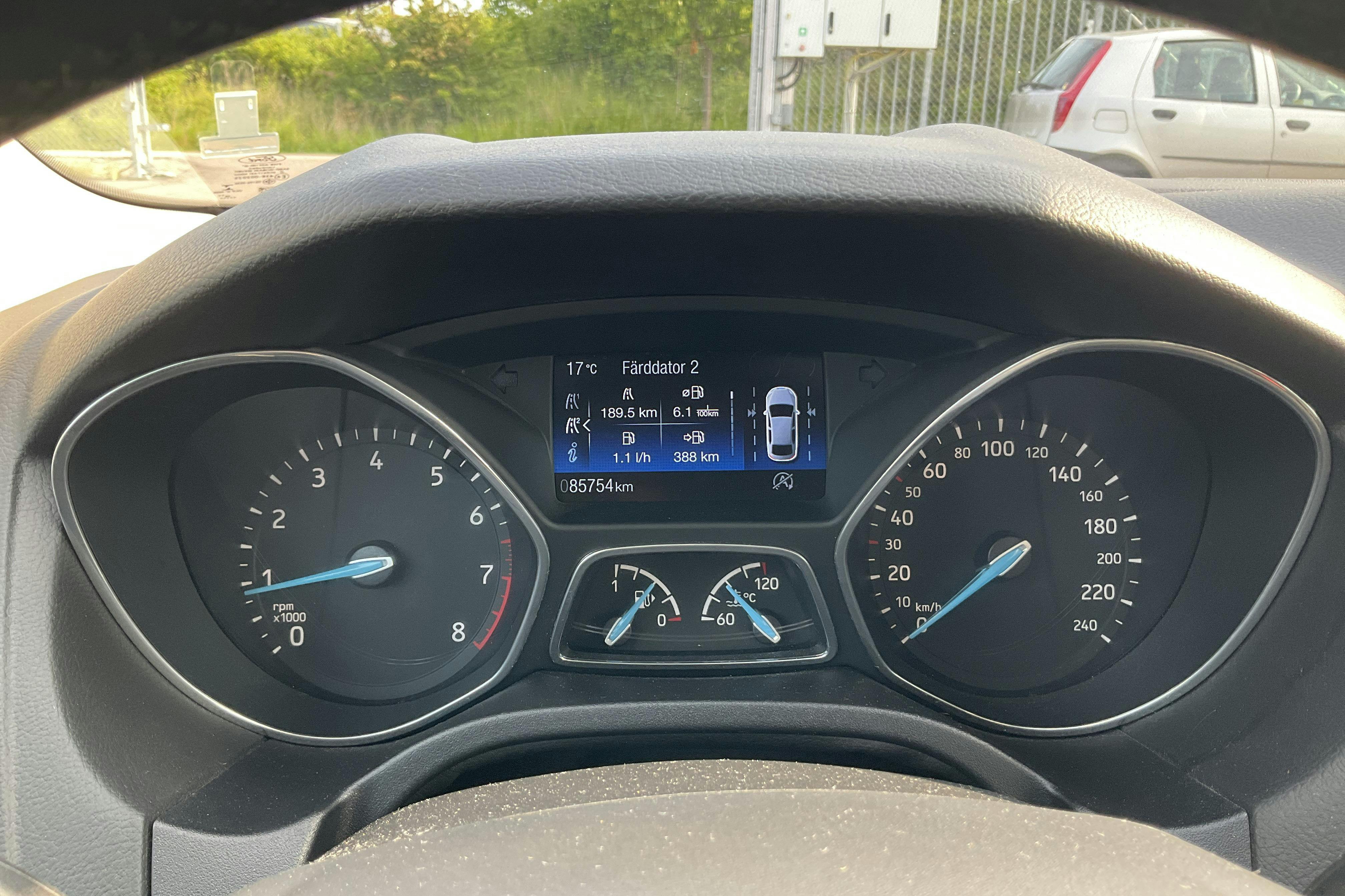 Ford Focus 1.0 EcoBoost 5dr (100hk) - 8 575 mil - Manuell - blå - 2015