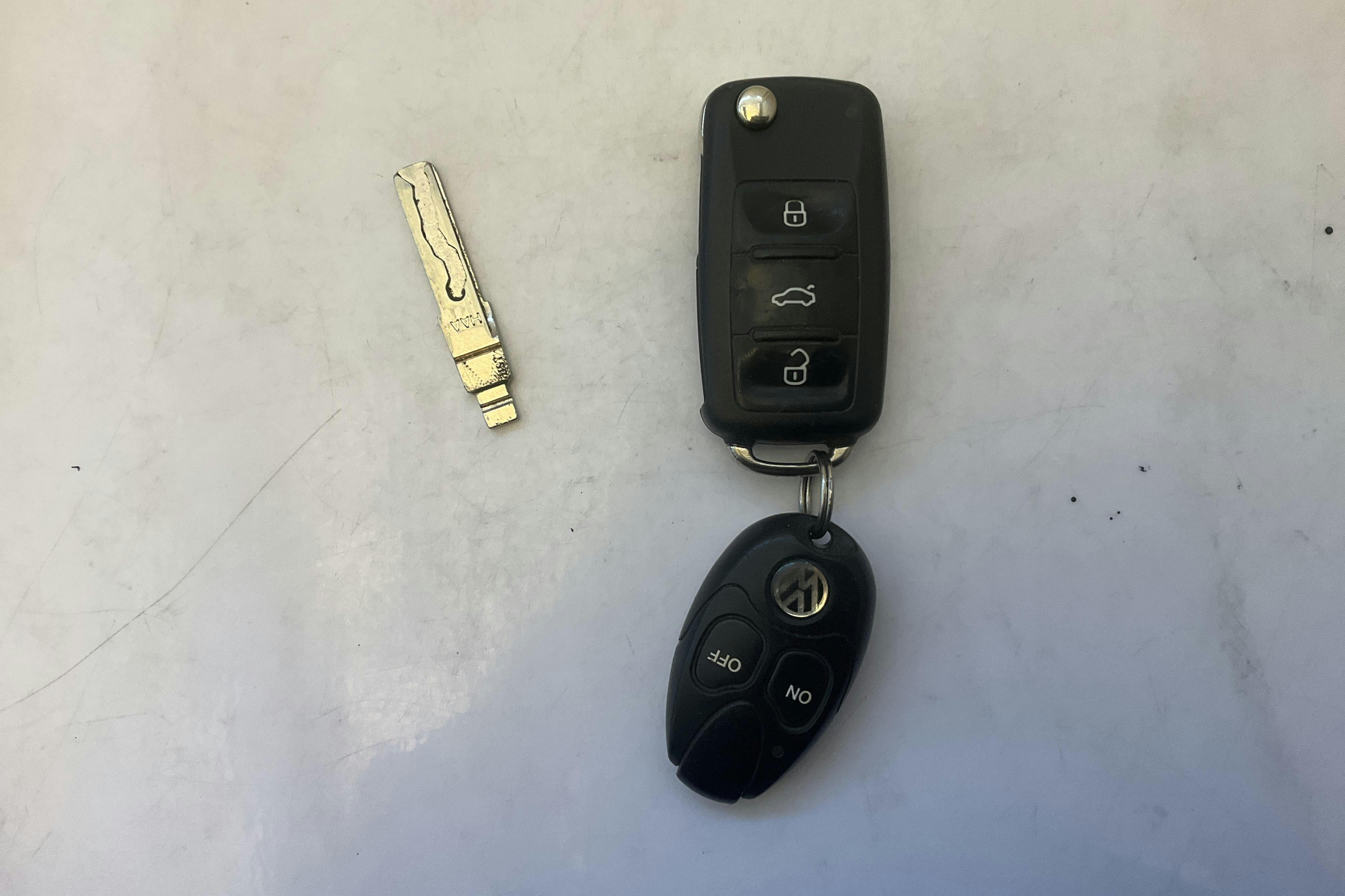 VW Caddy 2.0 TDI Skåp 4MOTION (122hk) - 14 873 mil - Manuell - vit - 2018