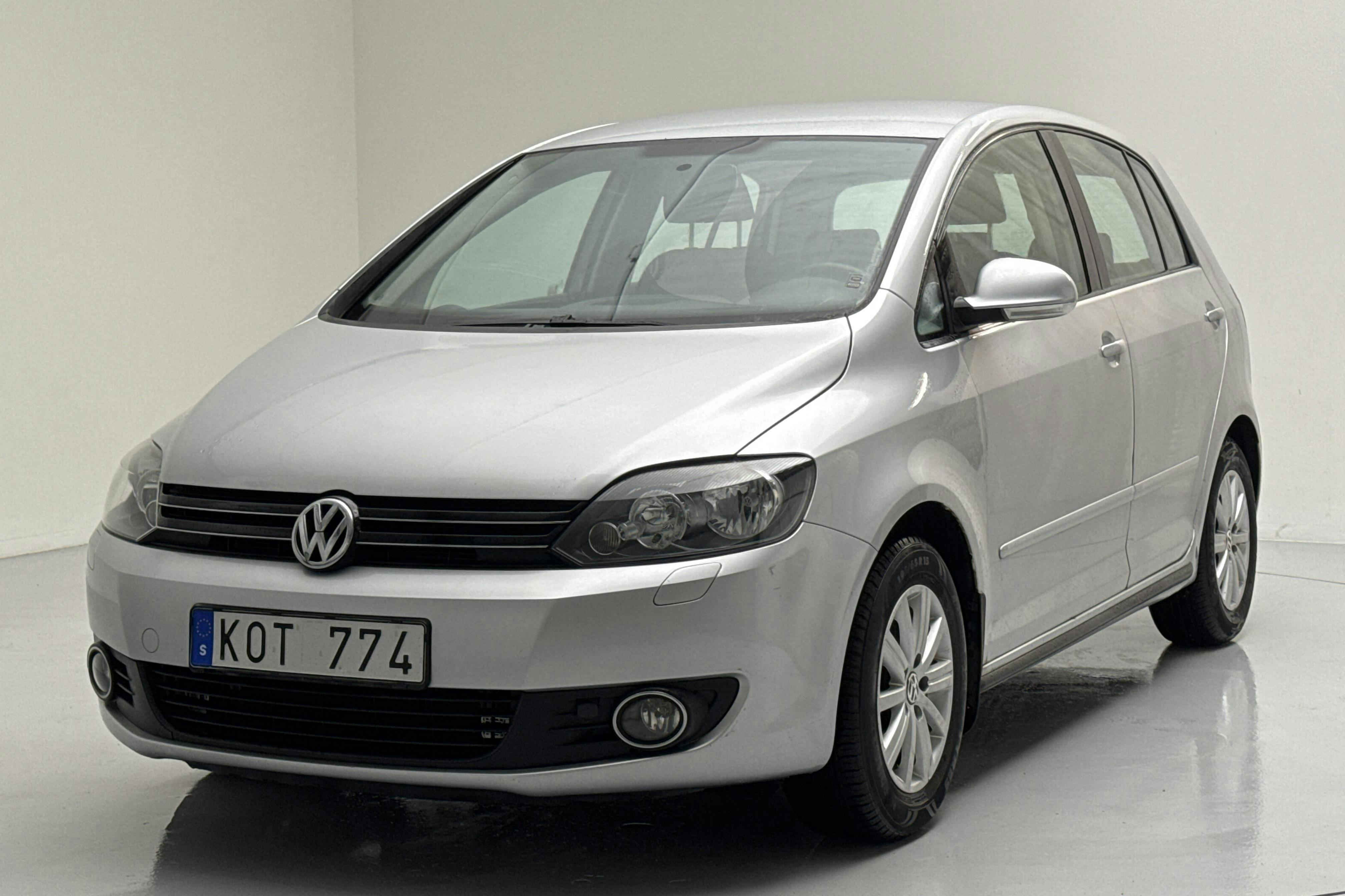 VW Golf Plus VI 1.6 MultiFuel E85 (102hk) - 19 307 mil - Manuell - silver - 2010