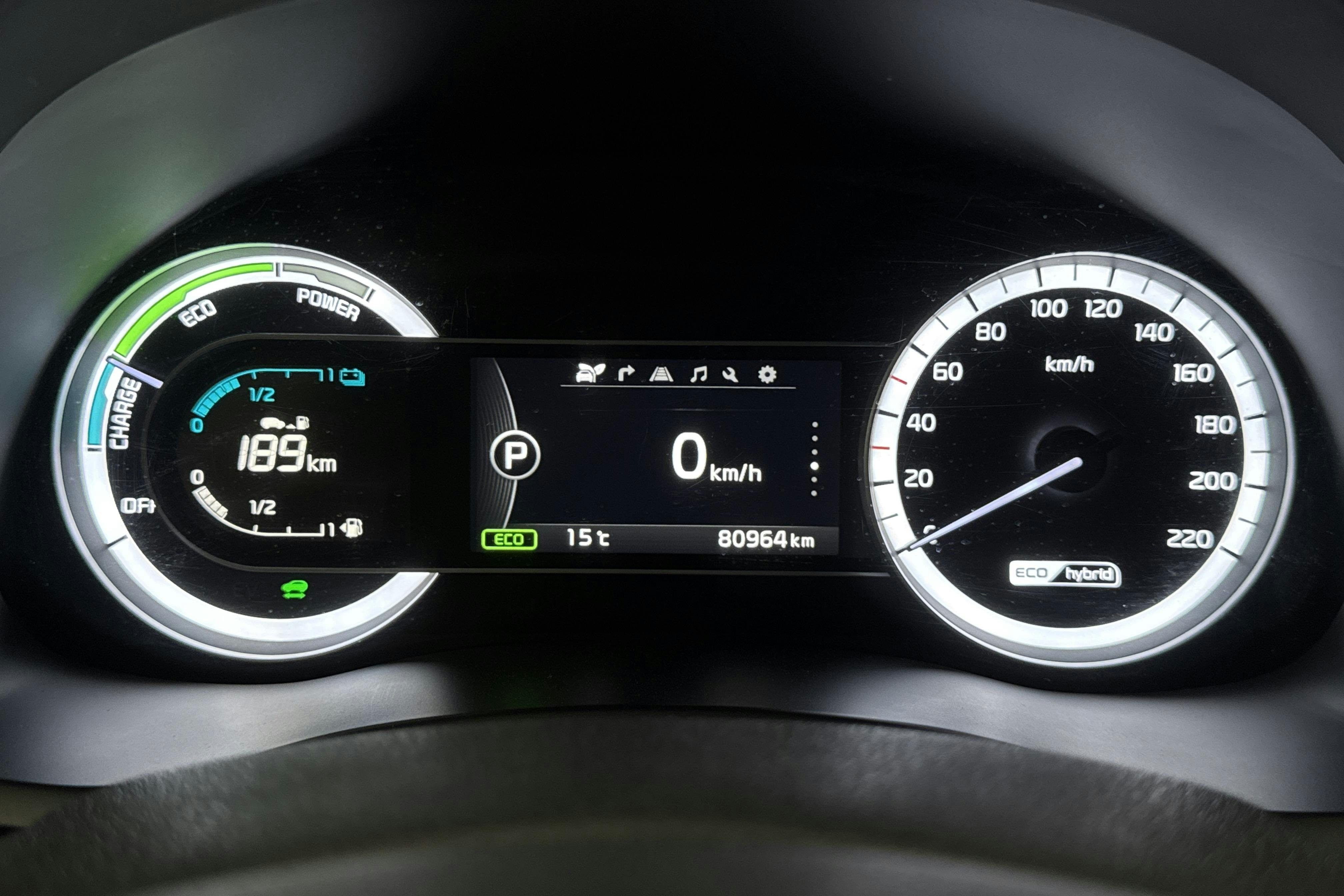 KIA Niro Hybrid 1.6 (141hk) - 8 097 mil - Automat - blå - 2017