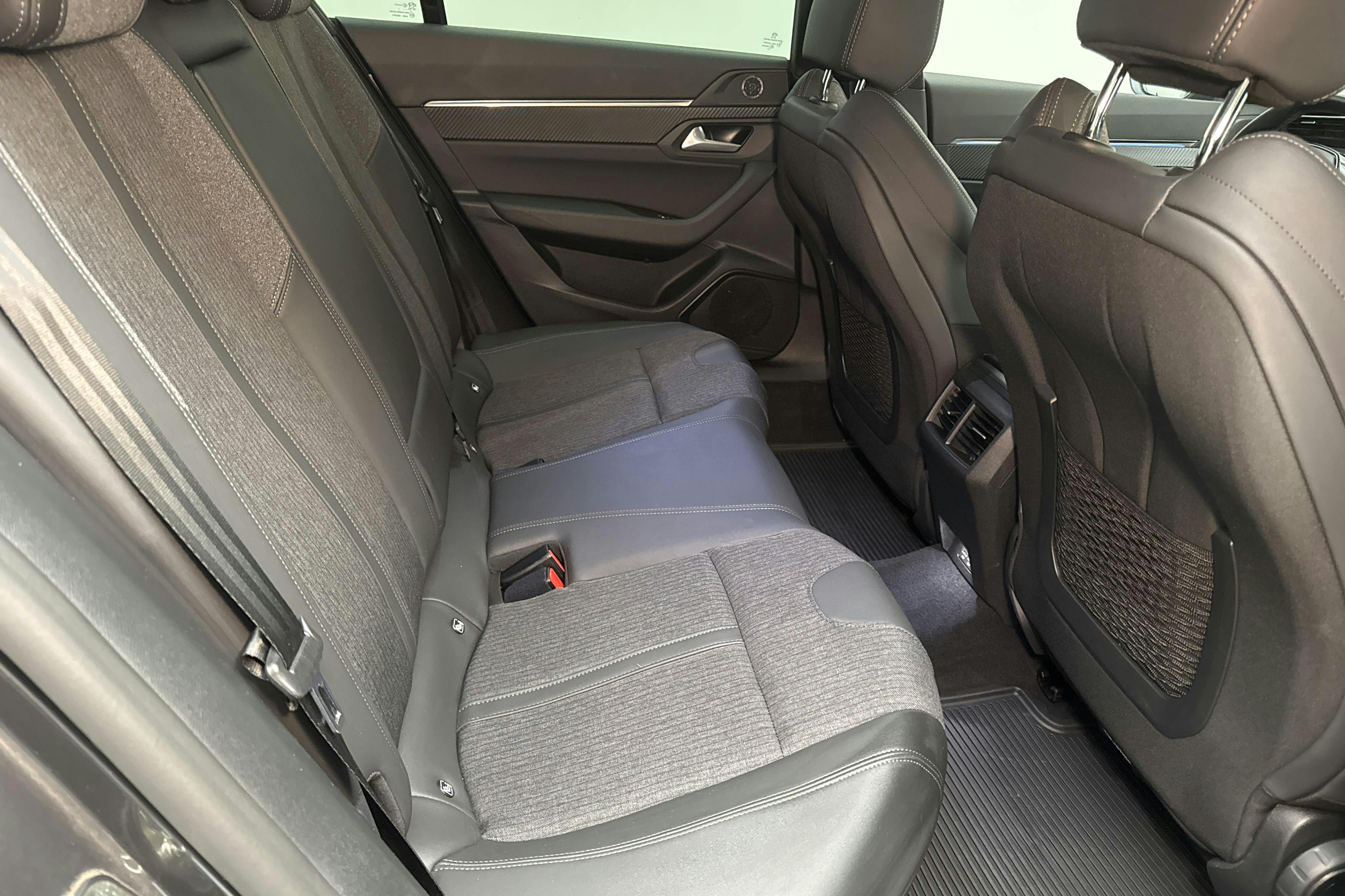 Peugeot 508 1.6 PureTech SW (180hk) - 6 244 mil - Automat - grå - 2021
