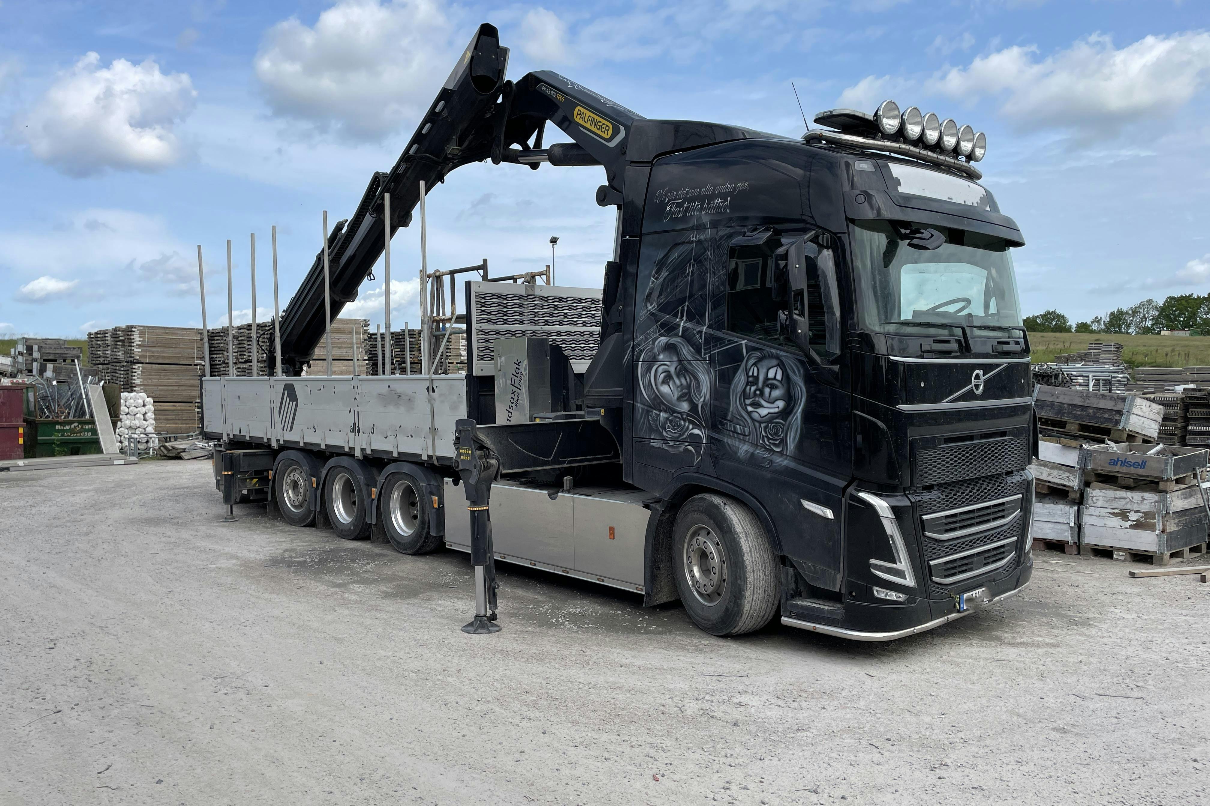 Volvo FH510 - 63 213 km - Automatic - black - 2023