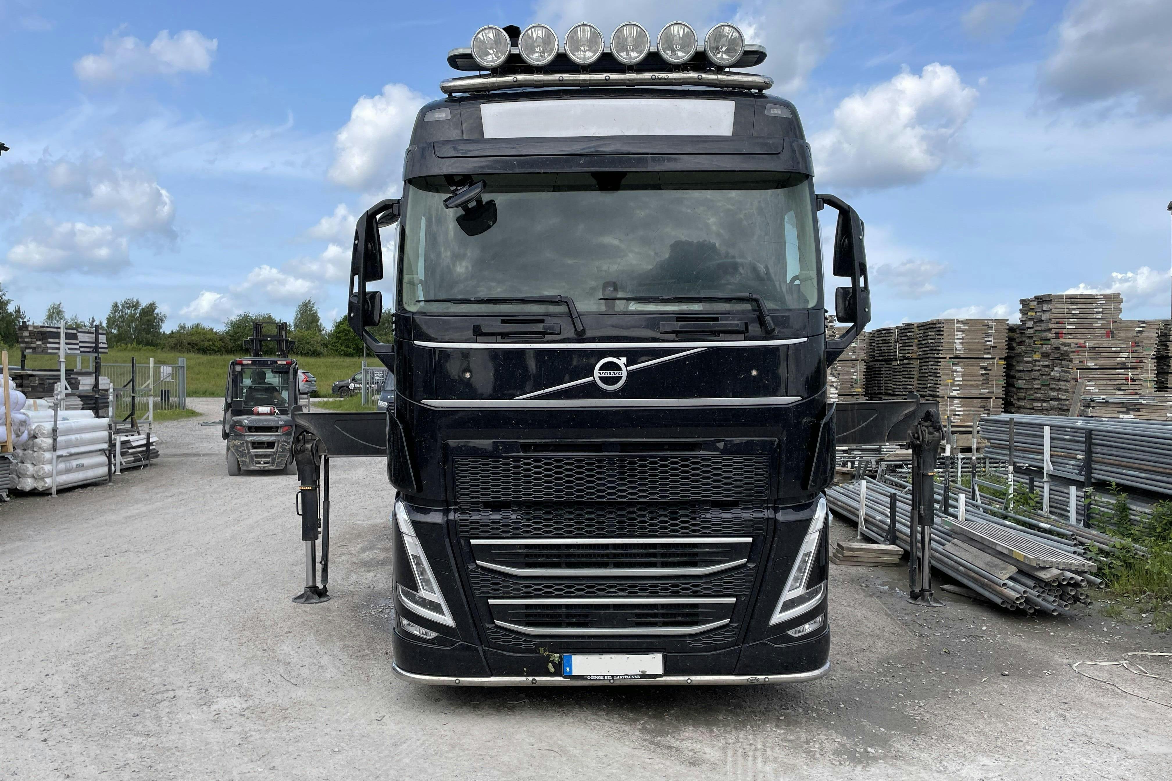 Volvo FH510 - 63 213 km - Automatic - black - 2023
