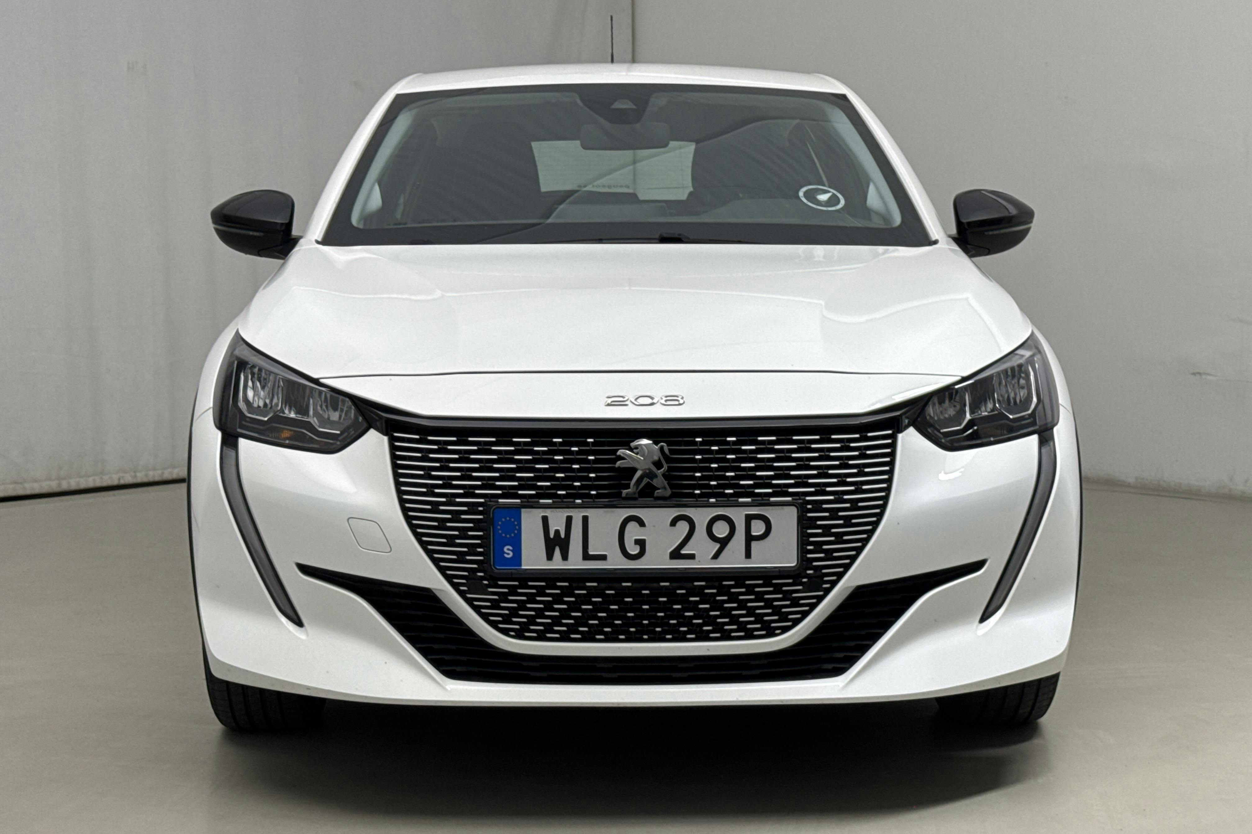 Peugeot e-208 50 kWh 5dr (136hk) - 42 230 km - Automatic - white - 2022