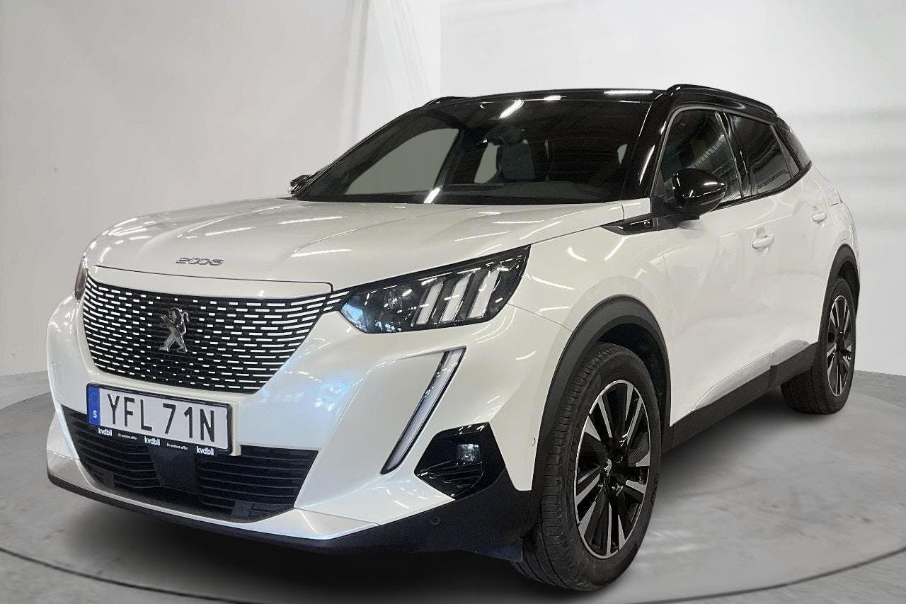 Presentationsfoto 1 av 18: Peugeot e-2008 50 kWh (136hk) - 6 931 mil - Automat - vit - 2021