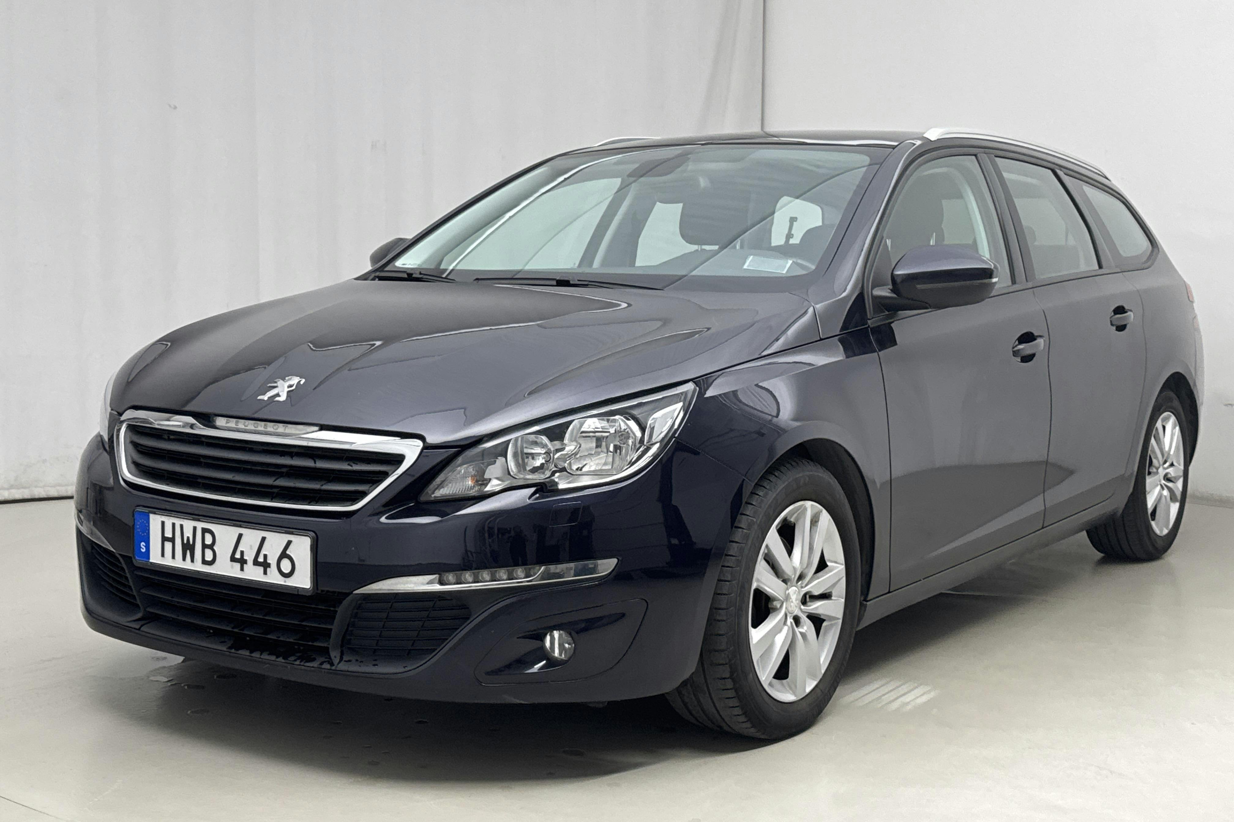 Peugeot 308 SW PureTech (110hk) - 8 373 mil - Manuell - Dark Blue - 2015
