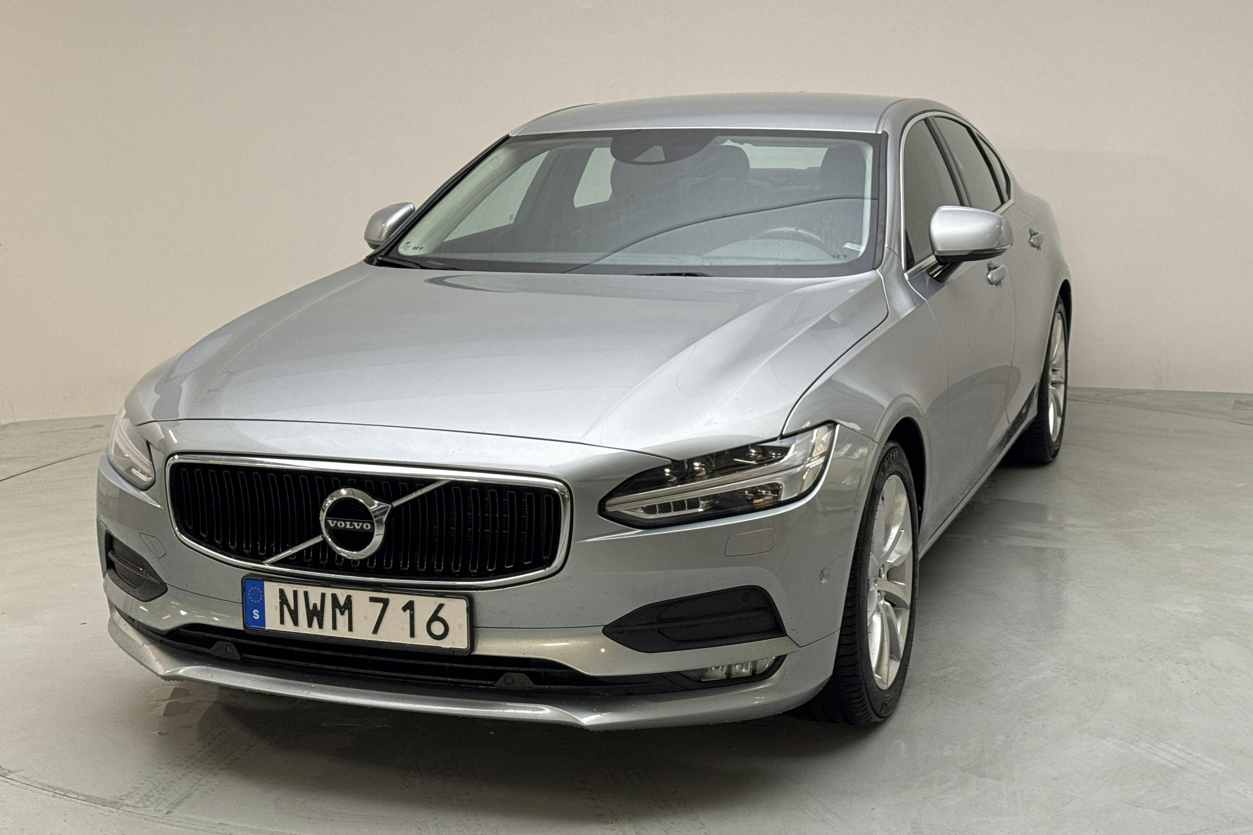 Volvo S90 D4 AWD (190hk) - 14 632 mil - Automat - silver - 2018