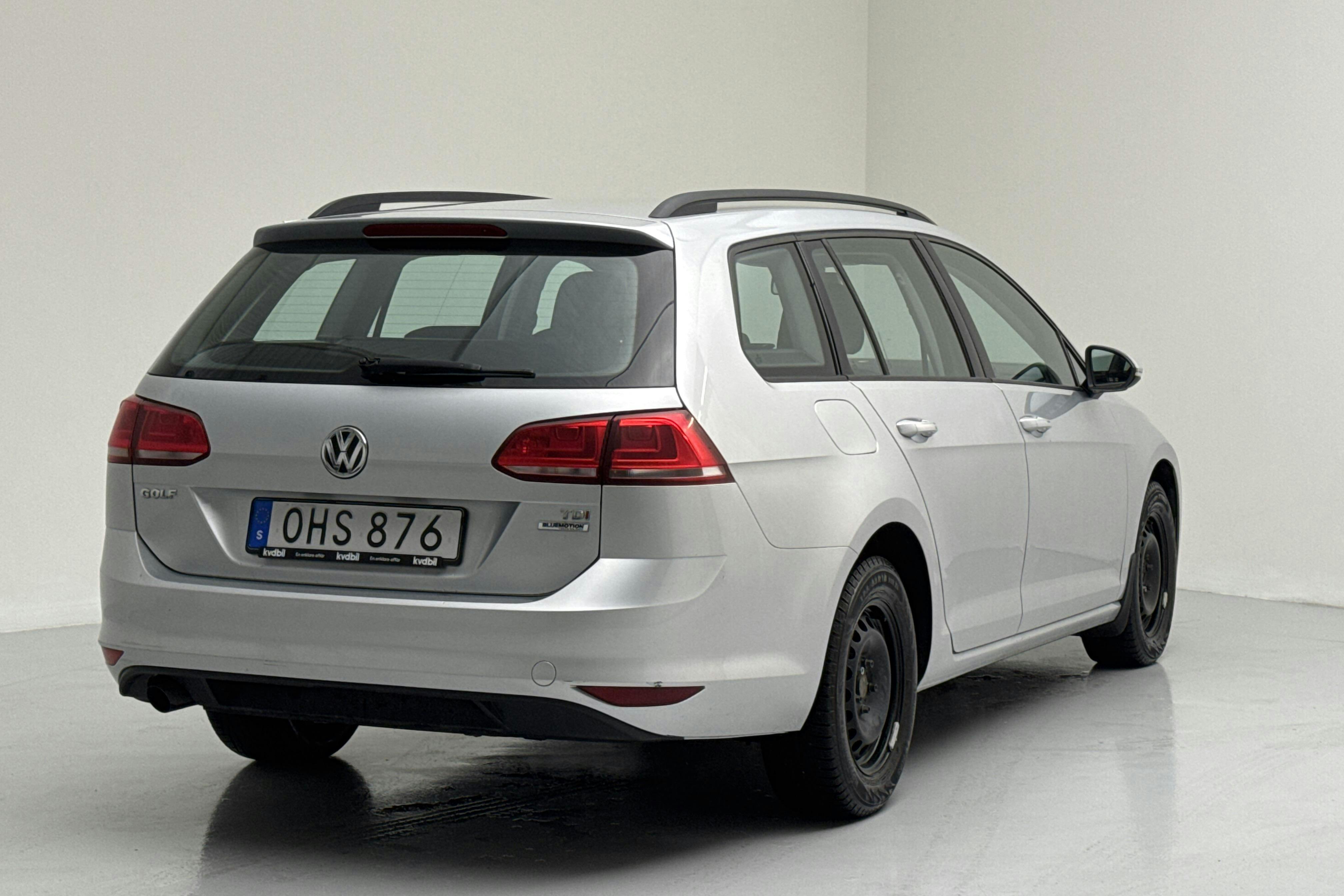 VW Golf VII 1.6 TDI BlueMotion Sportscombi (110hk) - 215 650 km - Manual - silver - 2017