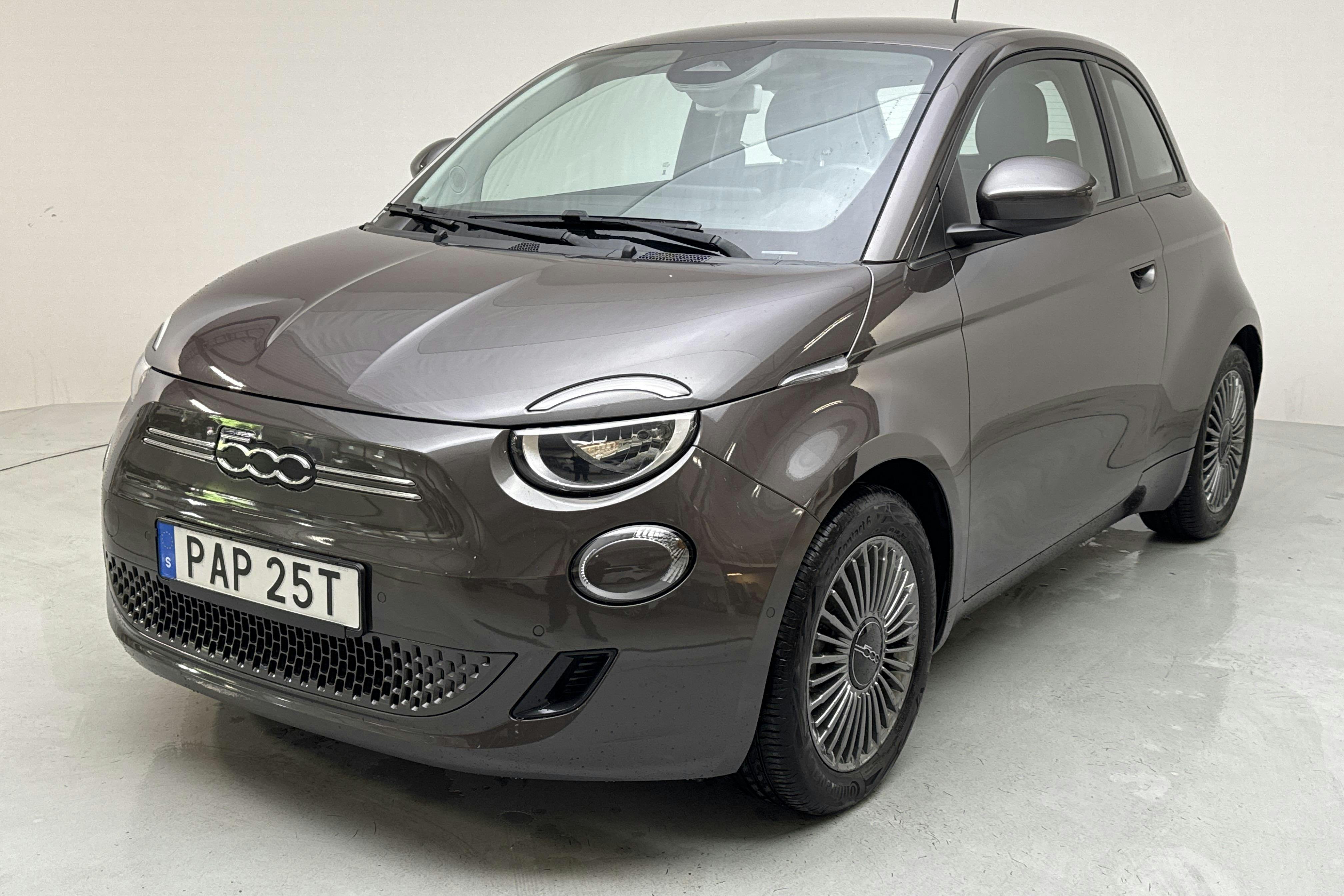 Fiat 500e (118hk) - 4 485 mil - Automat - brun - 2021