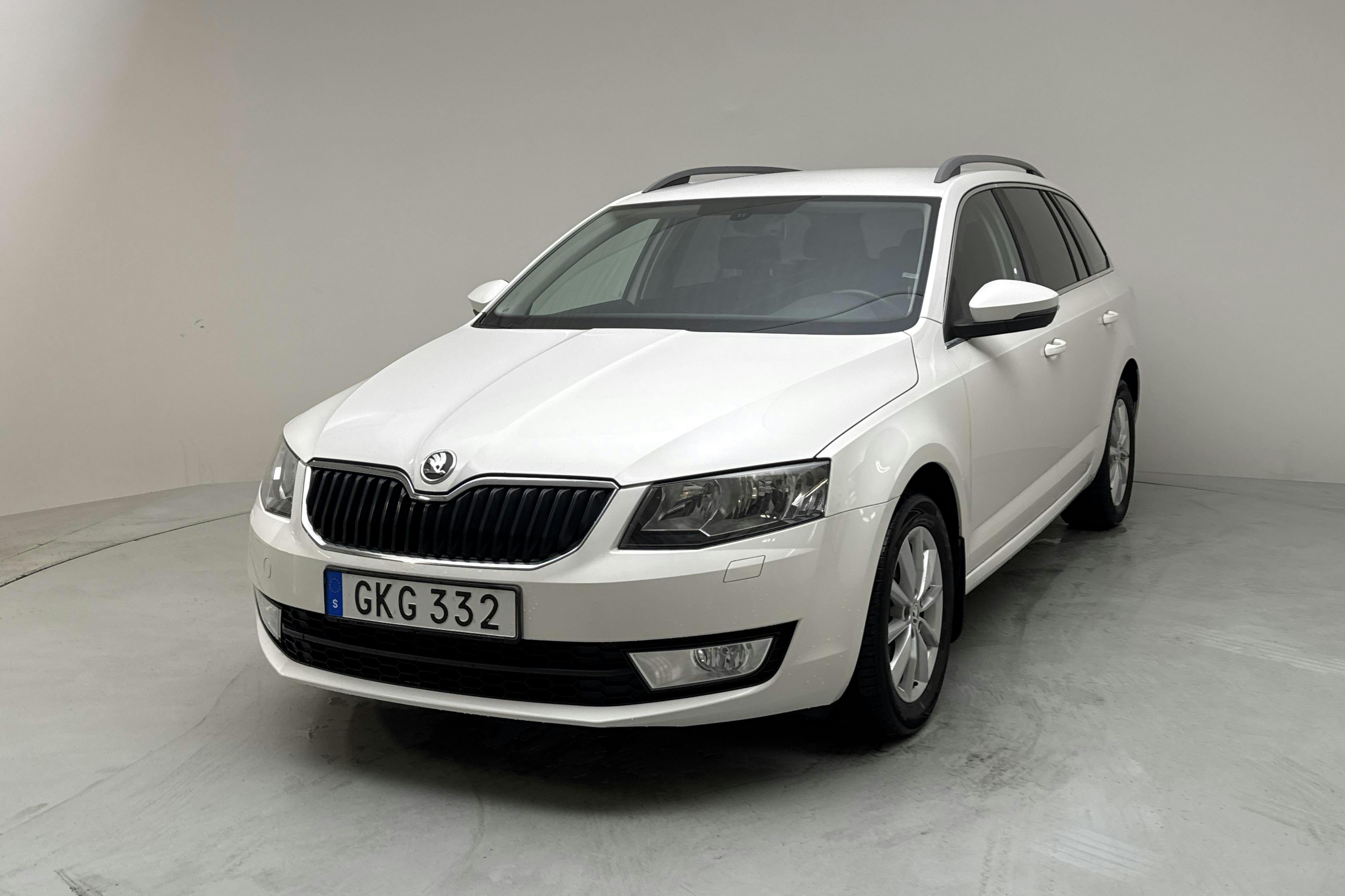 Skoda Octavia III 1.2 TSI Combi (105hk) - 121 300 km - Manual - white - 2014