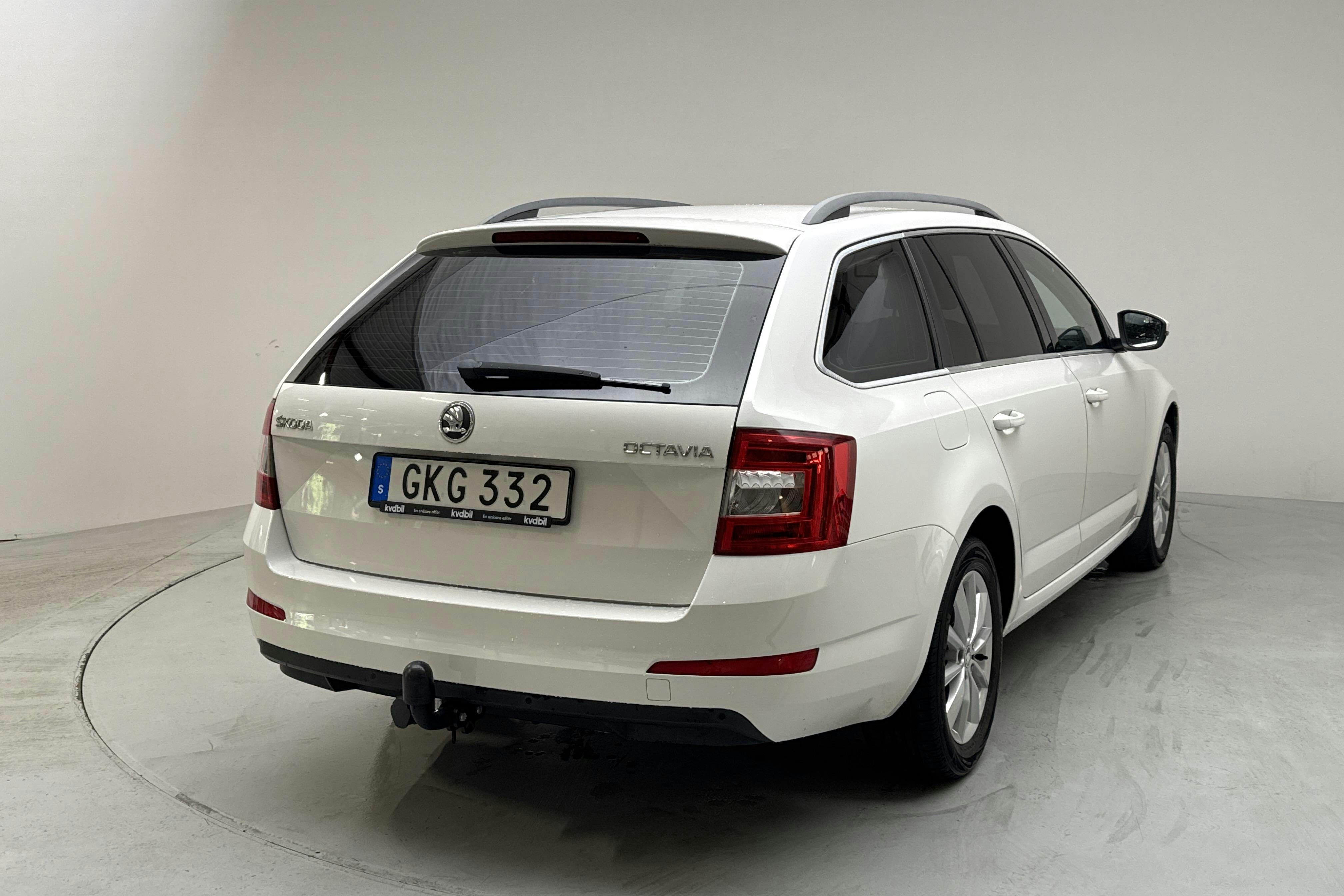 Skoda Octavia III 1.2 TSI Combi (105hk) - 12 130 mil - Manuell - vit - 2014