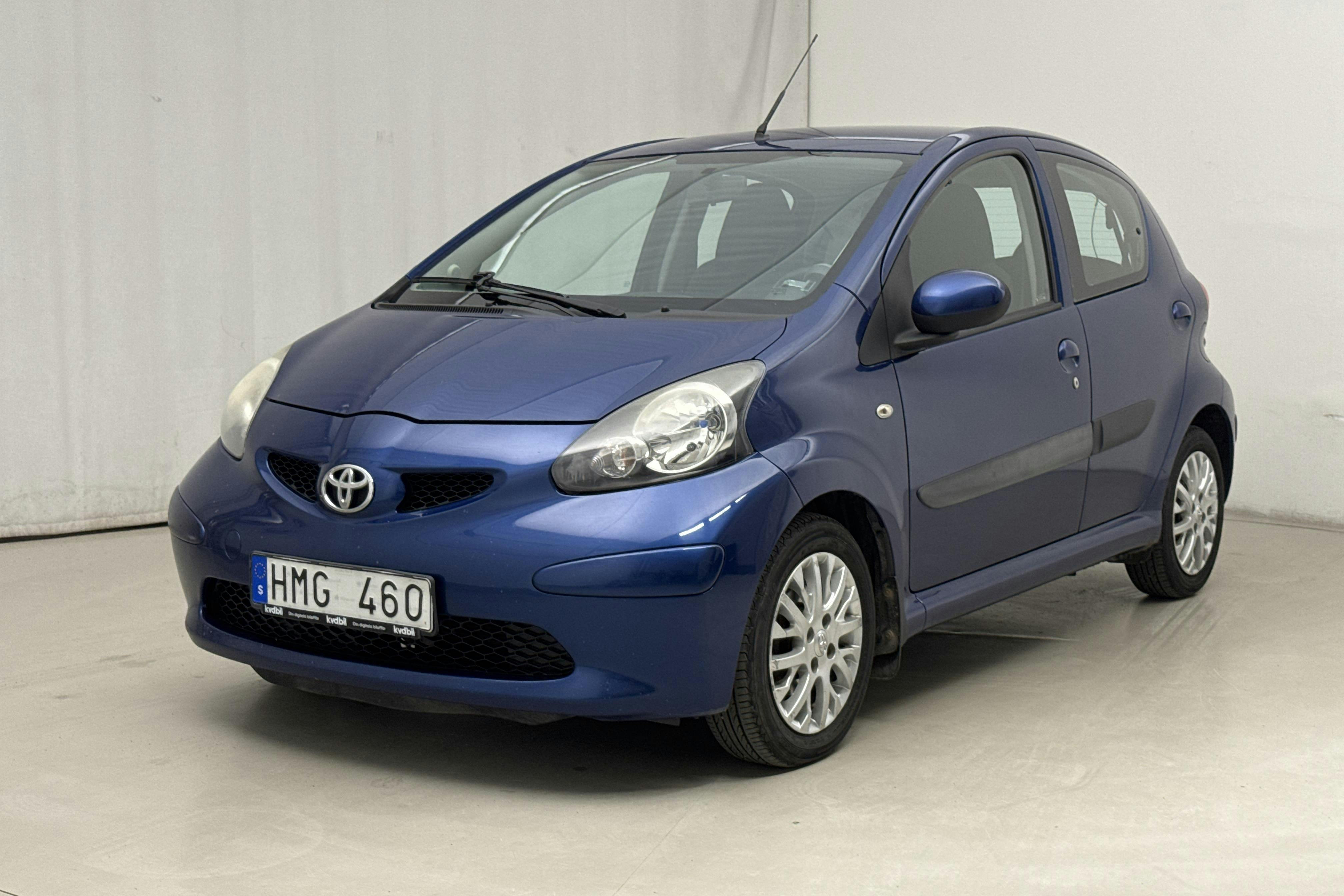Toyota Aygo 1.0 VVT-i 5dr (68hk) - 10 418 mil - Automat - blå - 2008