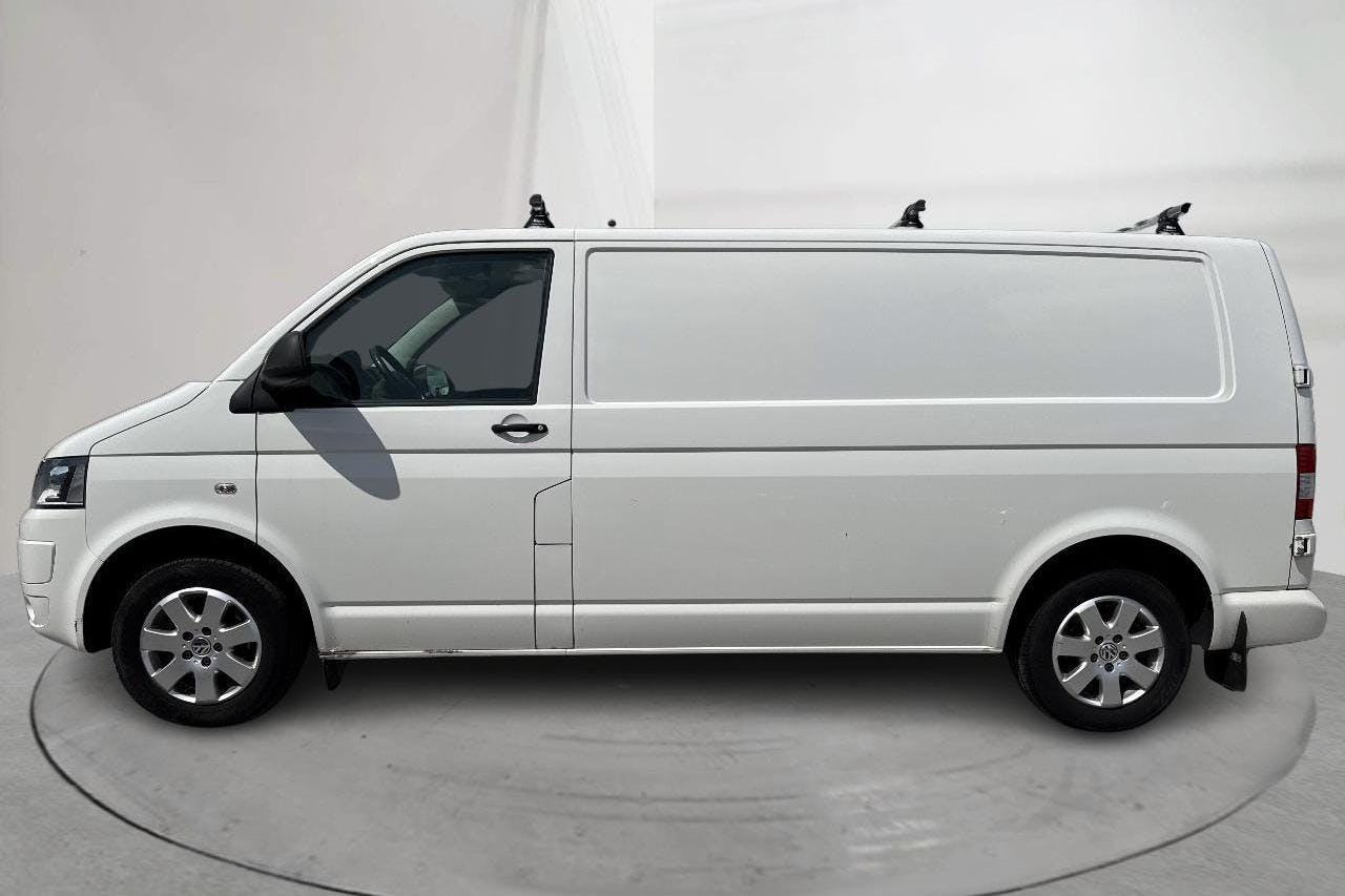Presentationsfoto 2 av 15: VW Transporter T5 2.0 TDI 4MOTION (140hk) - 15 701 mil - Manuell - vit - 2015